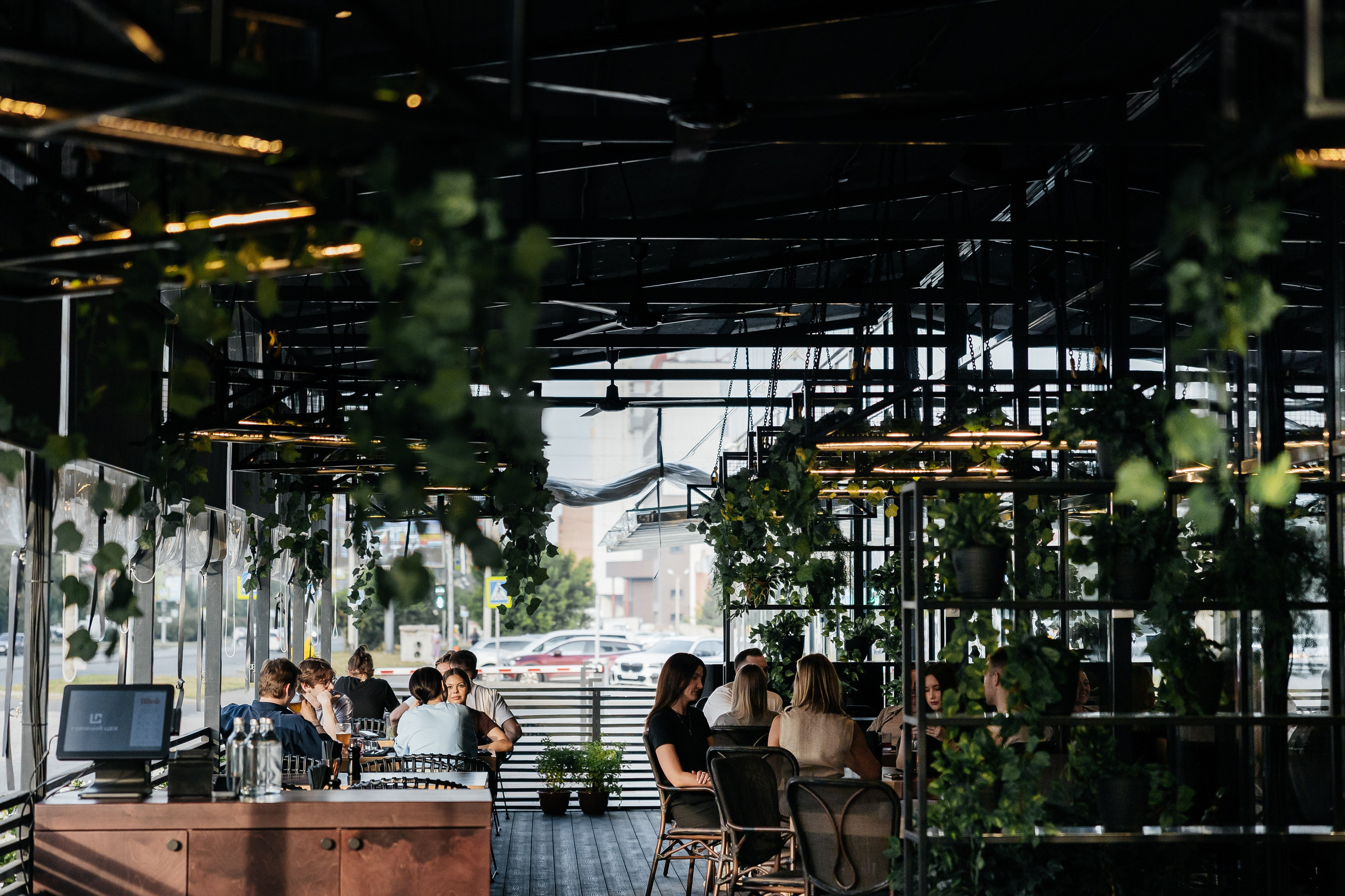 ГОРЯЧИЙ ЦЕХ открытие летней террасы. Фотограф свадебный семейный в Красноярске Шукшина Наталья