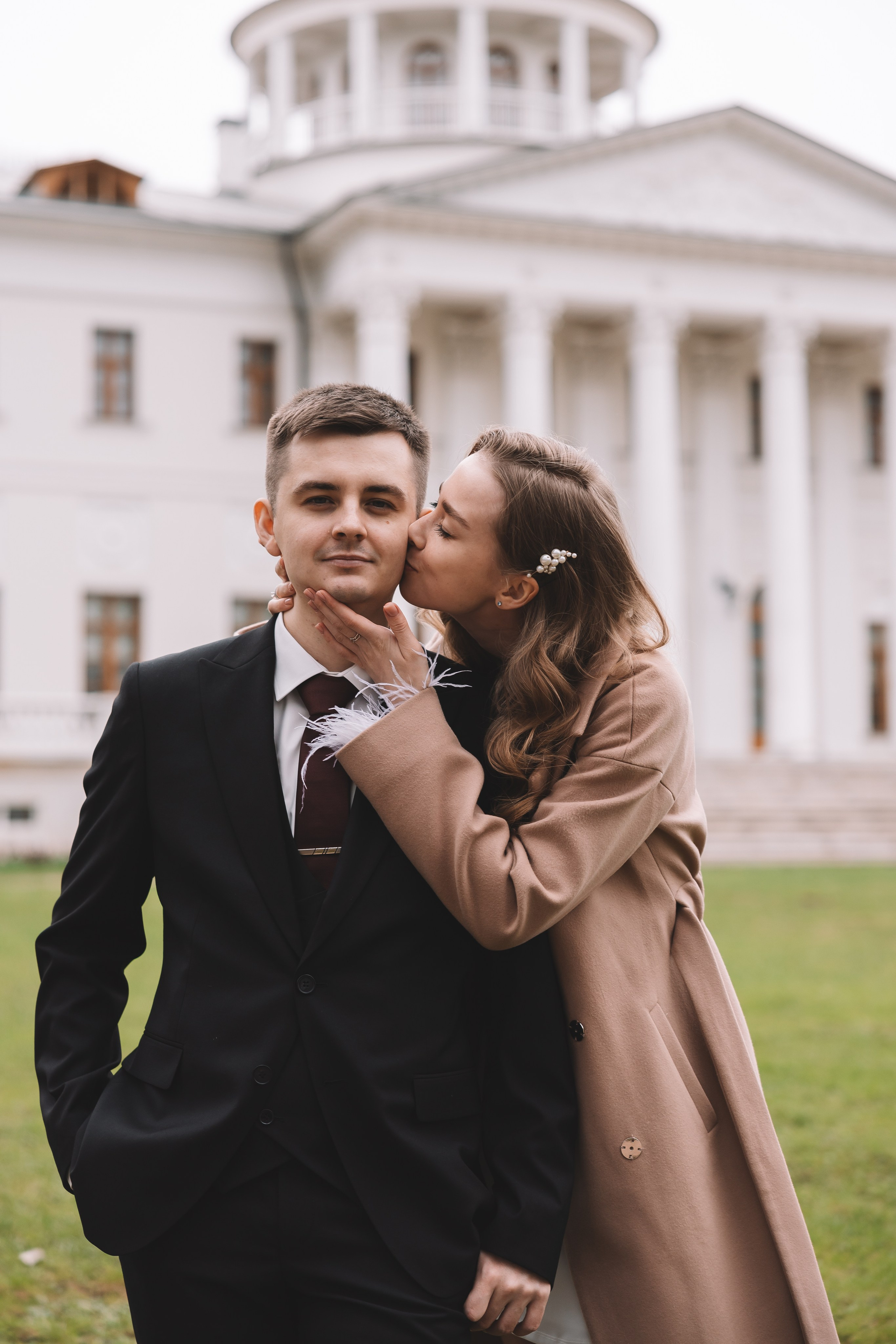 Свадебная фотосессия в Усадьбе Остафьево. Свадебный фотограф в Москве — Оскар Гелманов