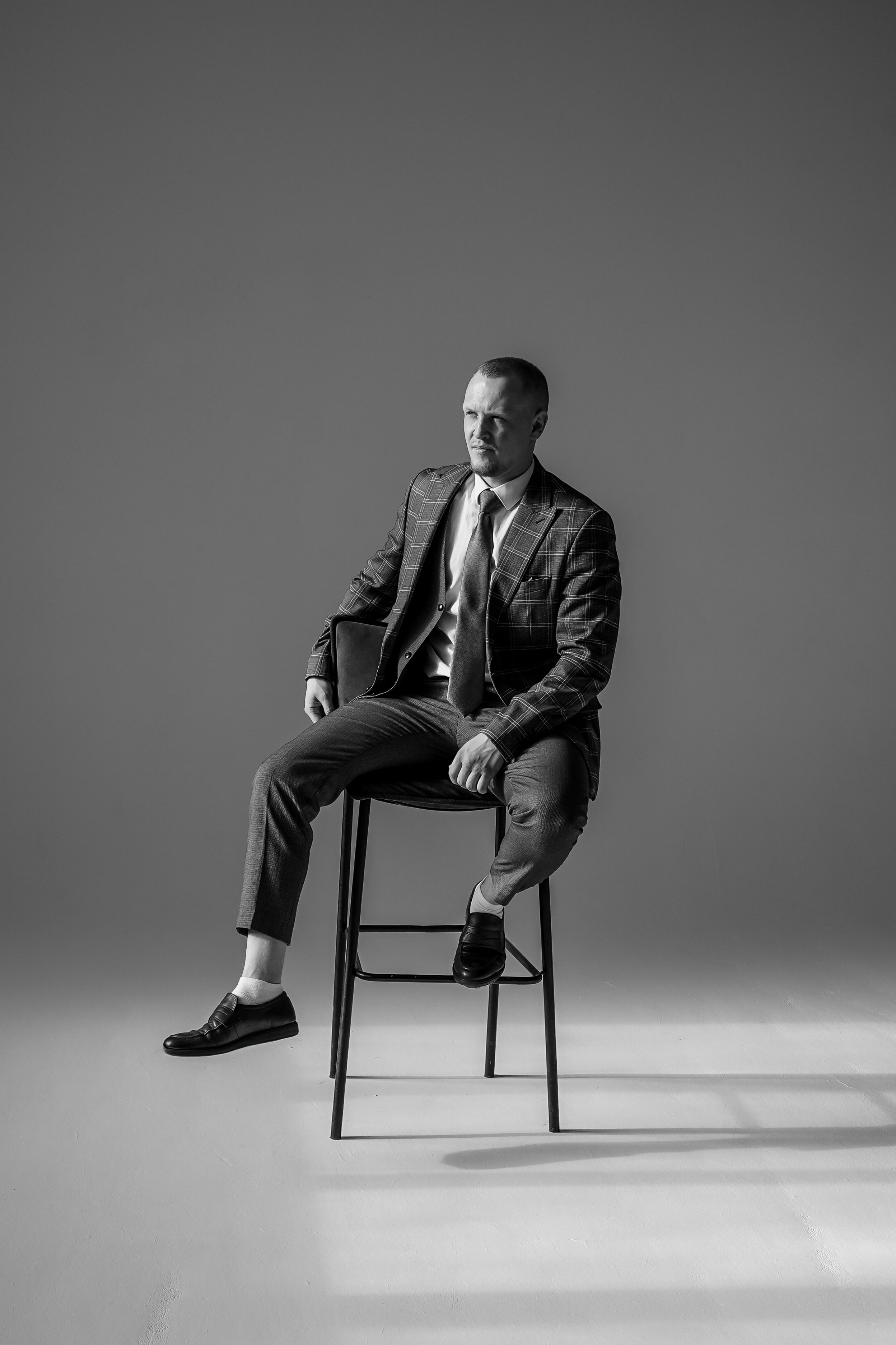 Ведущий Тимофей. Фотограф