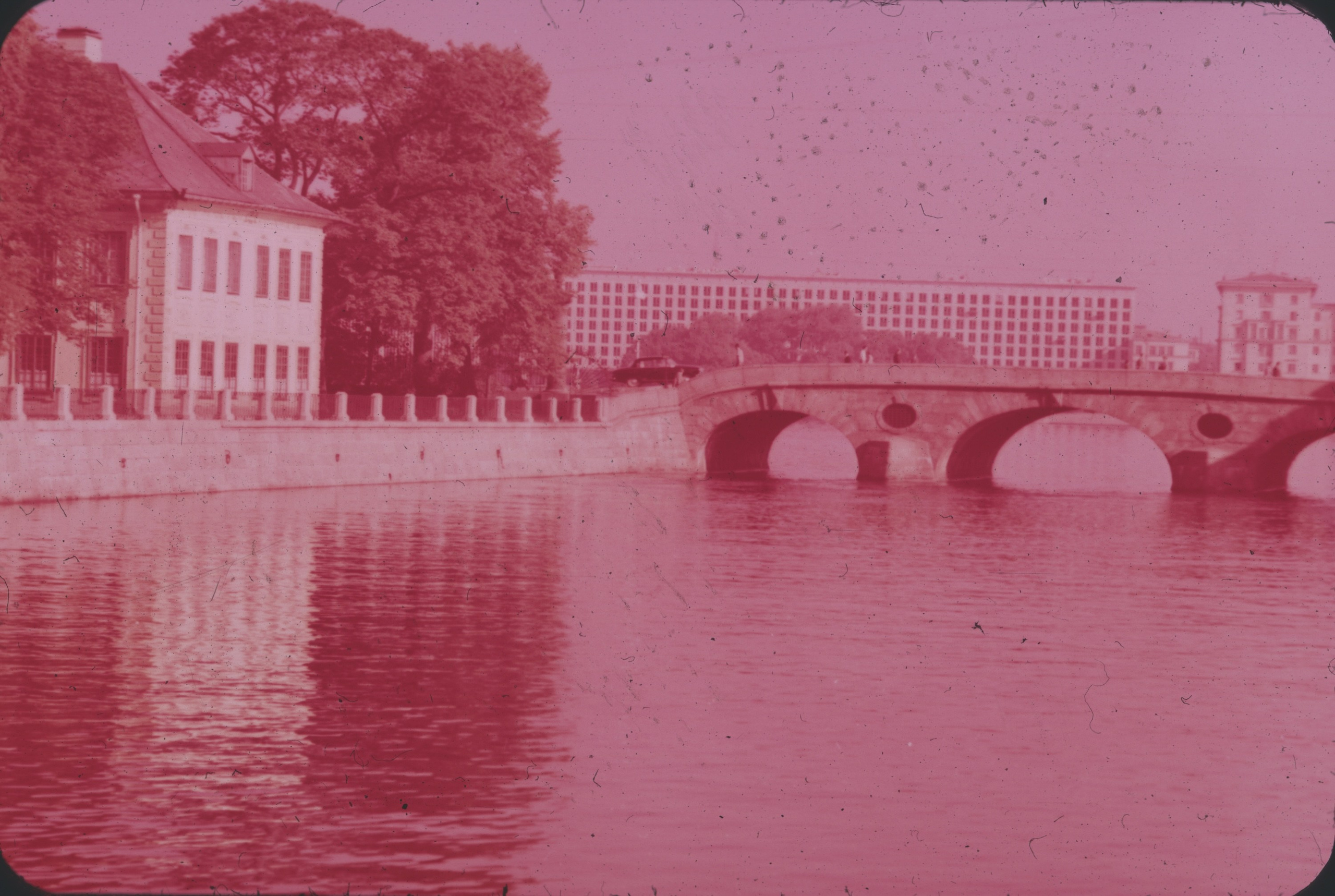 Для вас. Фотография, ретушь, сканирование, восстановление старых фото, интерьерная съёмка, студия. Данилов Александр, Москва