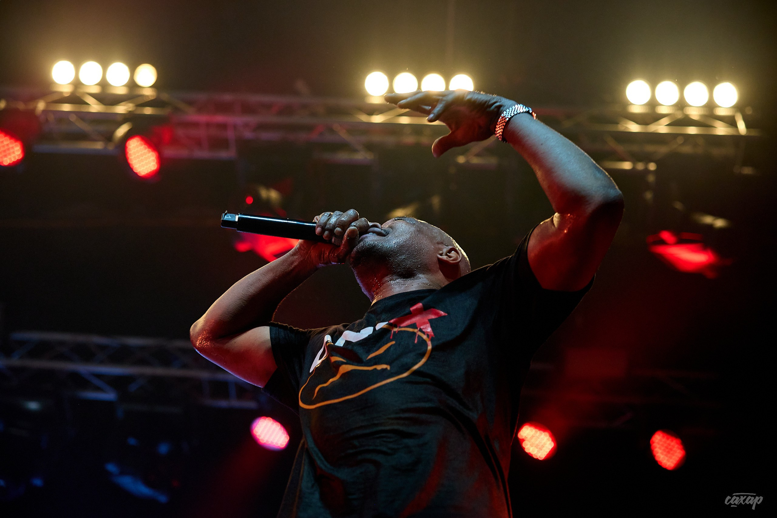 ONYX. Профессиональный фотограф в Екатеринбурге Юра Сахар