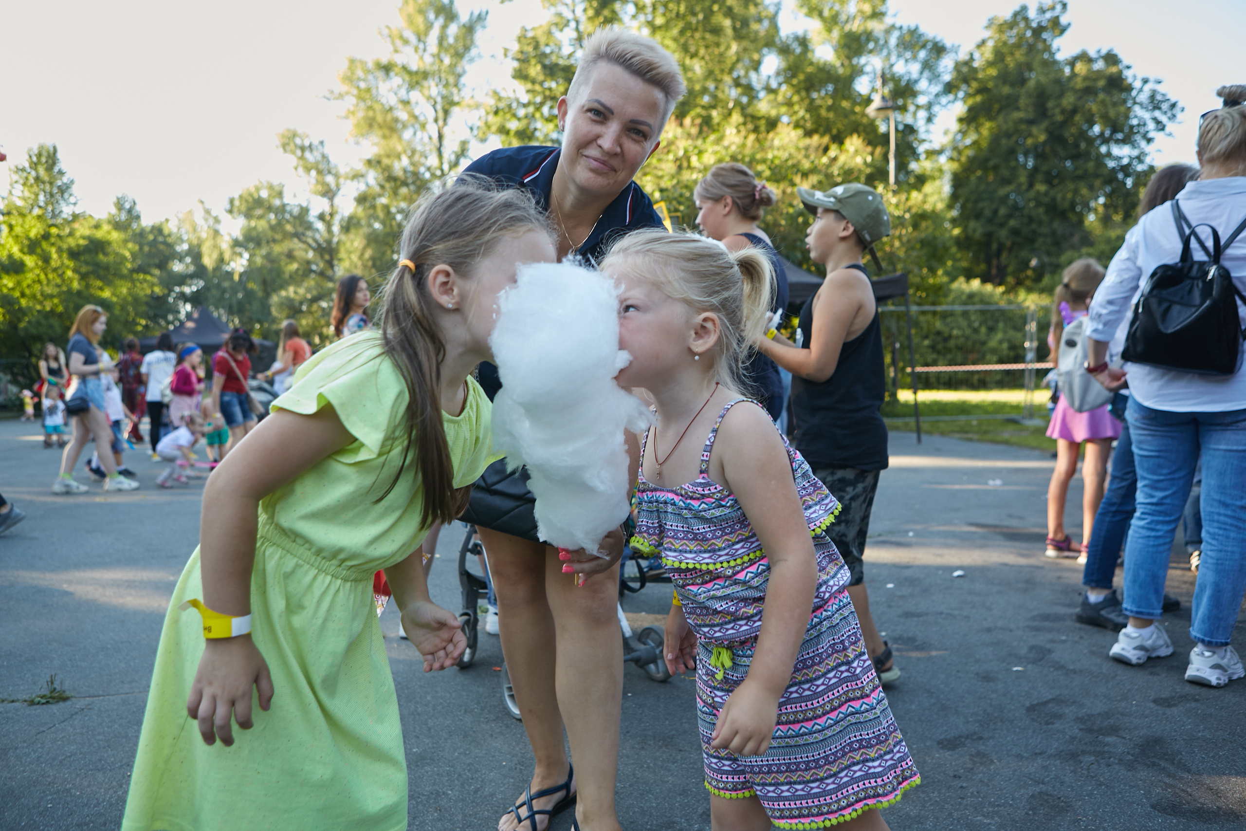 Дети. Visual artist Konstantin KoT