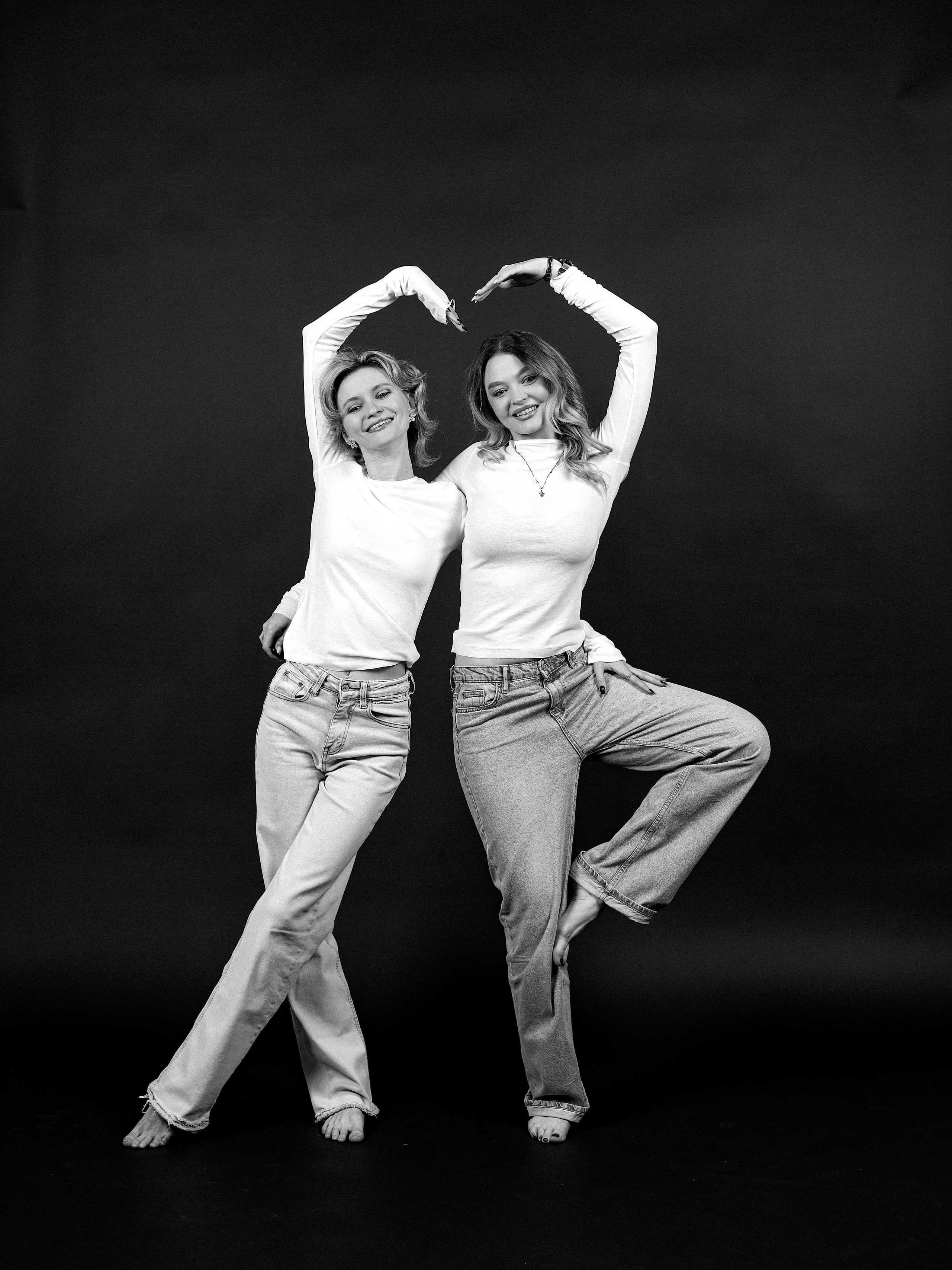 Дарья и Анна. Фотостудия без фотографа Чехов. Первая студия автопортрета в Чехове