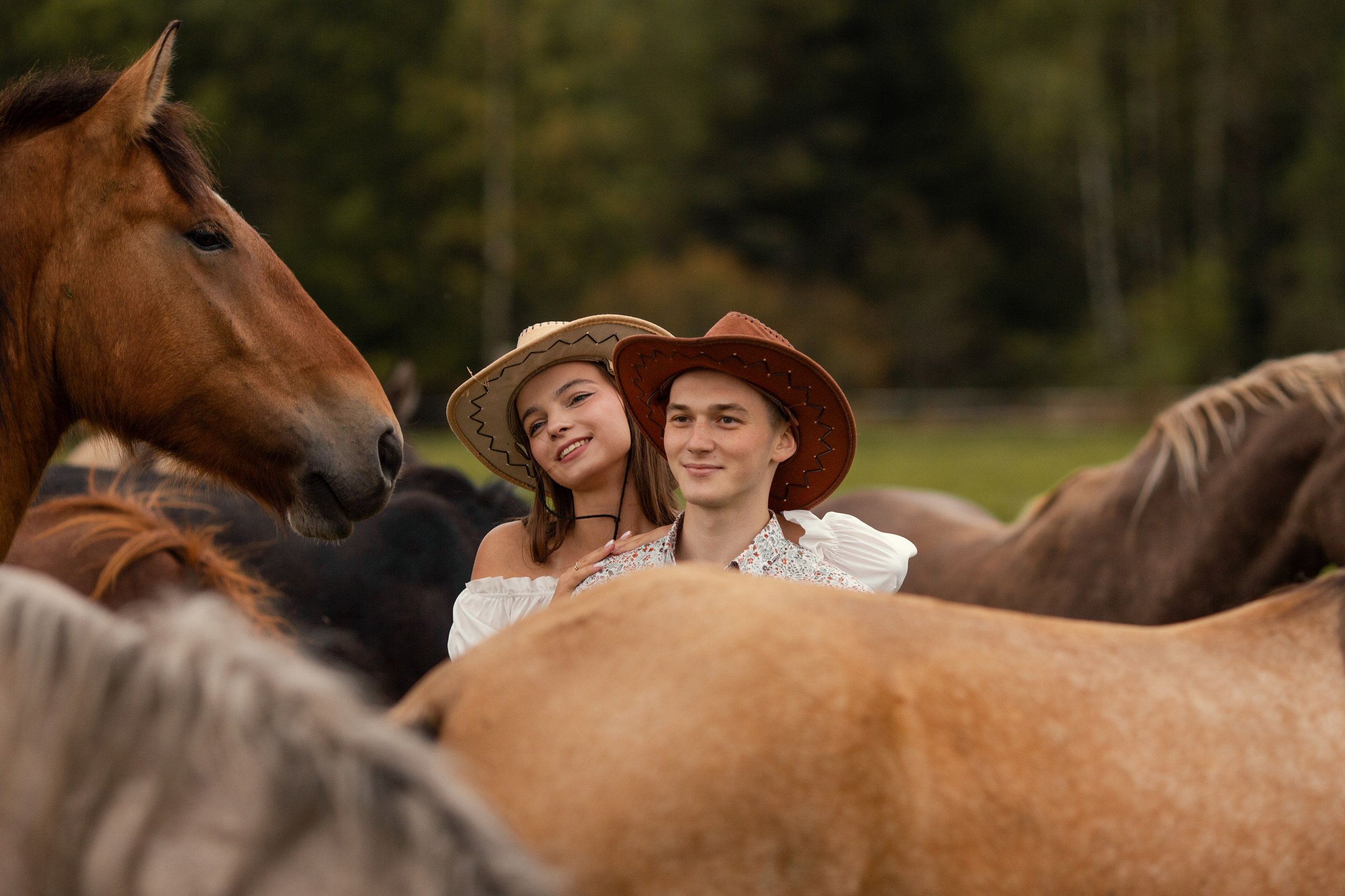 Парная фотосессия с лошадью