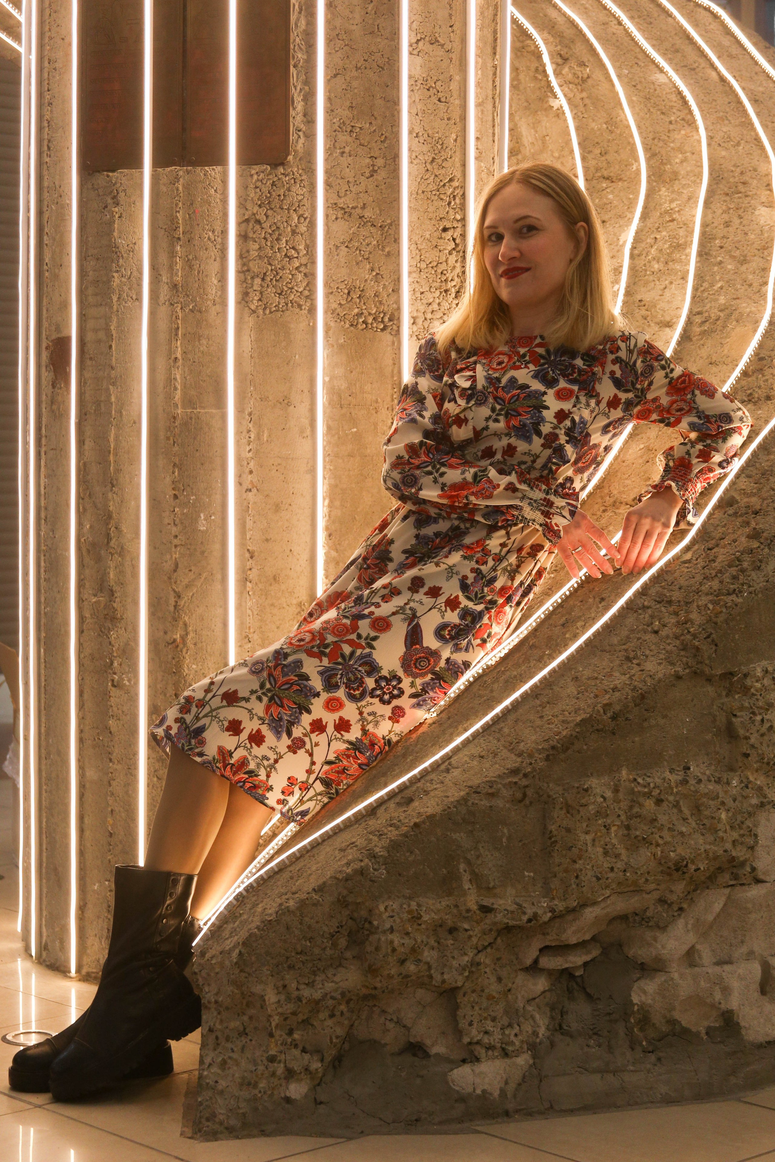 Маша на прогулке. Фотограф Пермь. Фотосессия в фотостудии Перми и на свежем воздухе