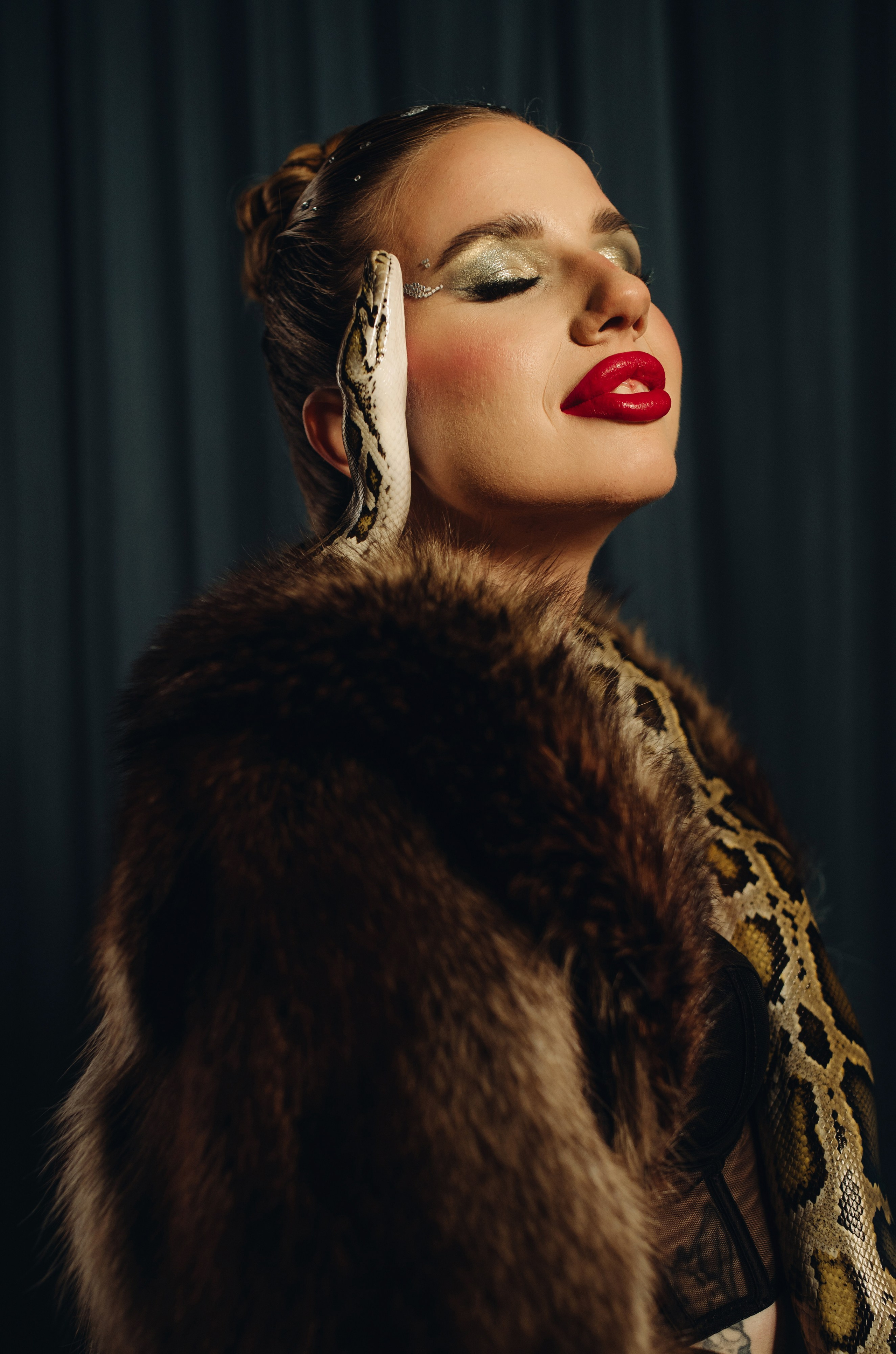 Света — Питон. Свадебный фотограф во Владимире Влад Бирюков