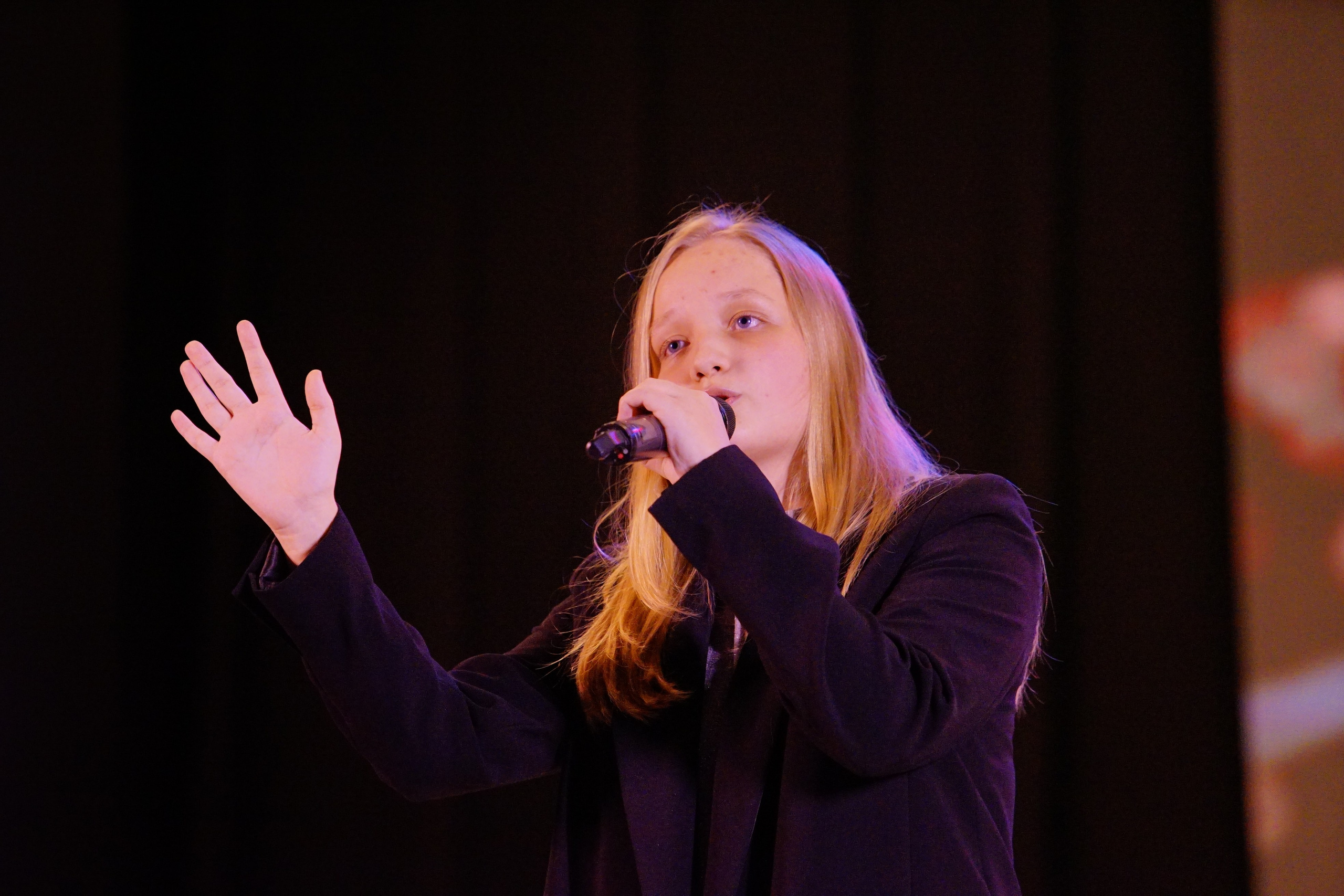 17 ноября, г. Новосибирск. Золотое яблочко