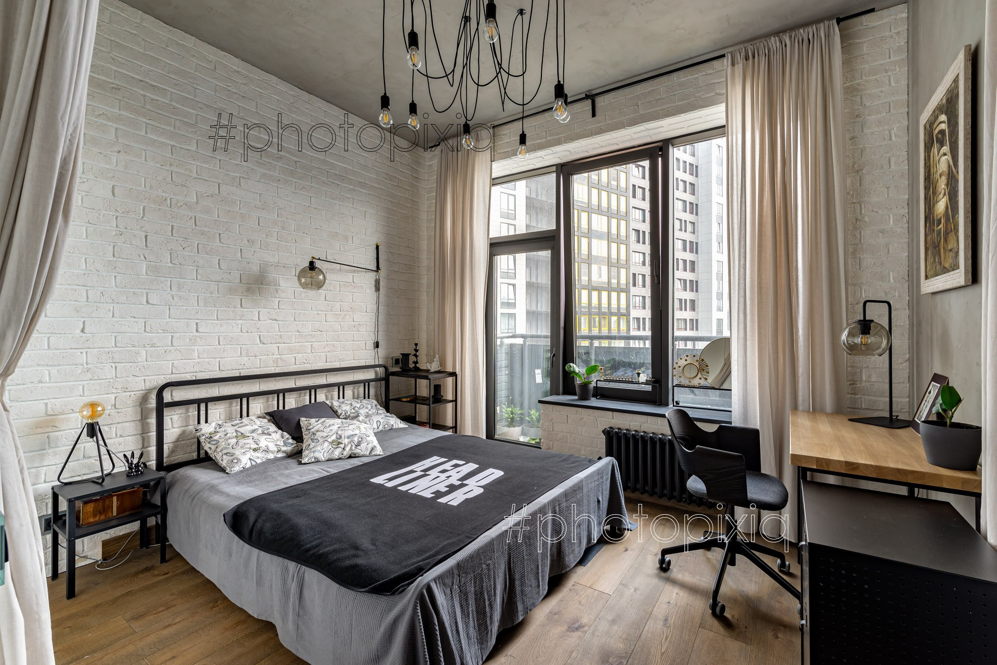 Интерьерная съёмка квартиры лофт в ЖК «Headliner». Интерьерная съёмка и виртуальные туры — Интерьерный фотограф Кузнецов Сергей (photopixiq)