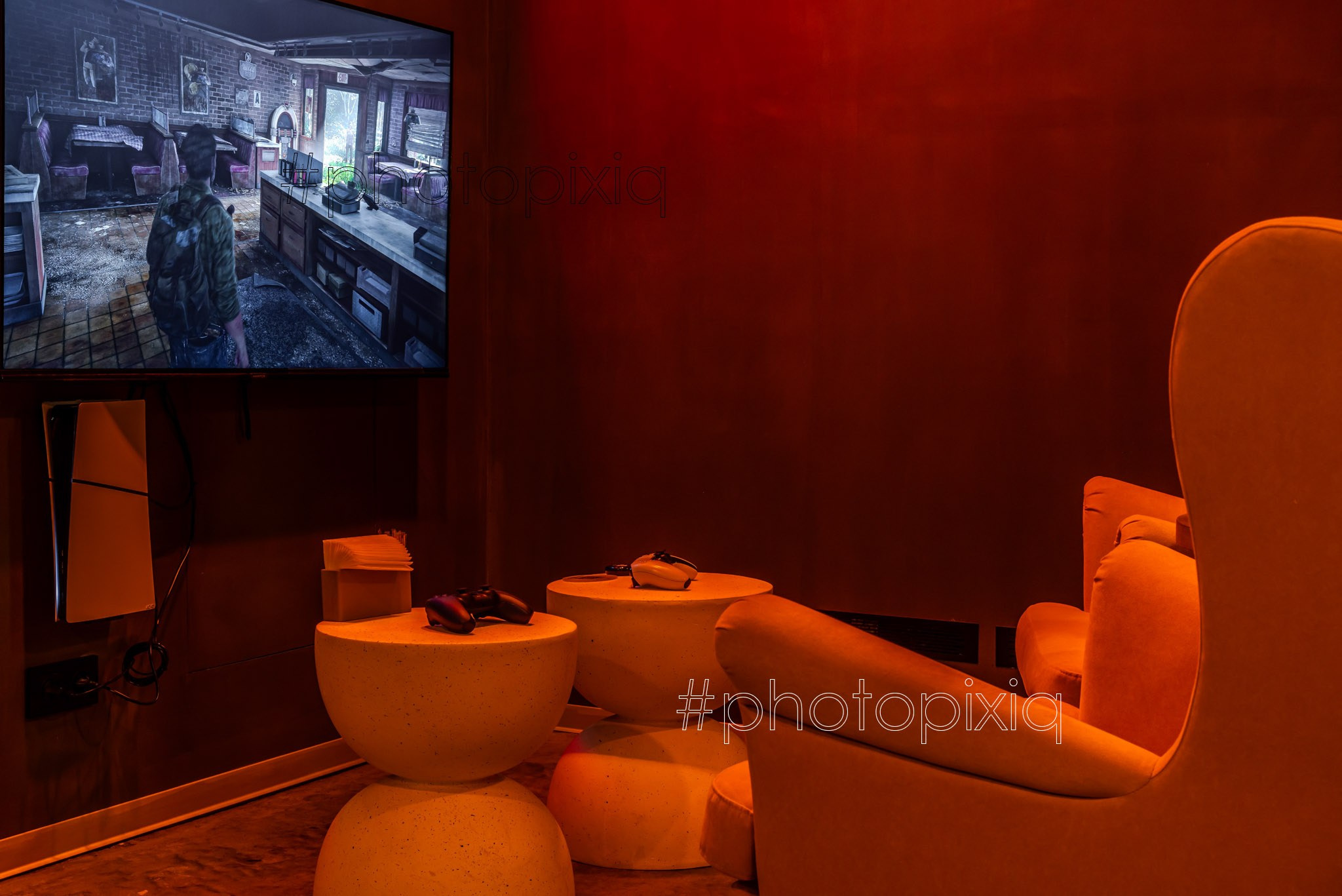 Интерьерная фотосъёмка кальянной POINT HOOKAH. Интерьерная съёмка и виртуальные туры — Интерьерный фотограф Кузнецов Сергей (photopixiq)