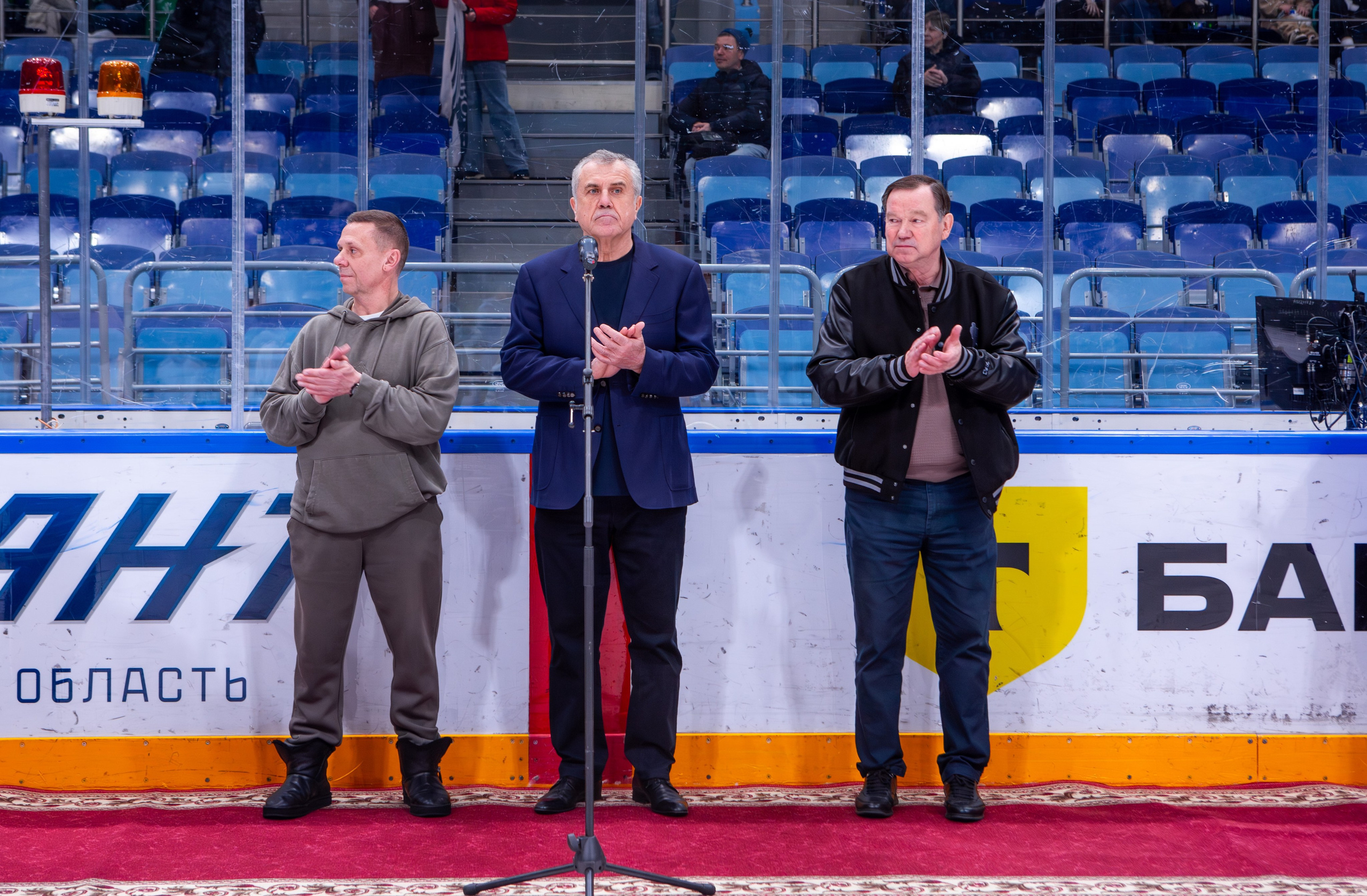 Чемпионат по хоккею. Репортажный, семейный, свадебный, портретный фотограф