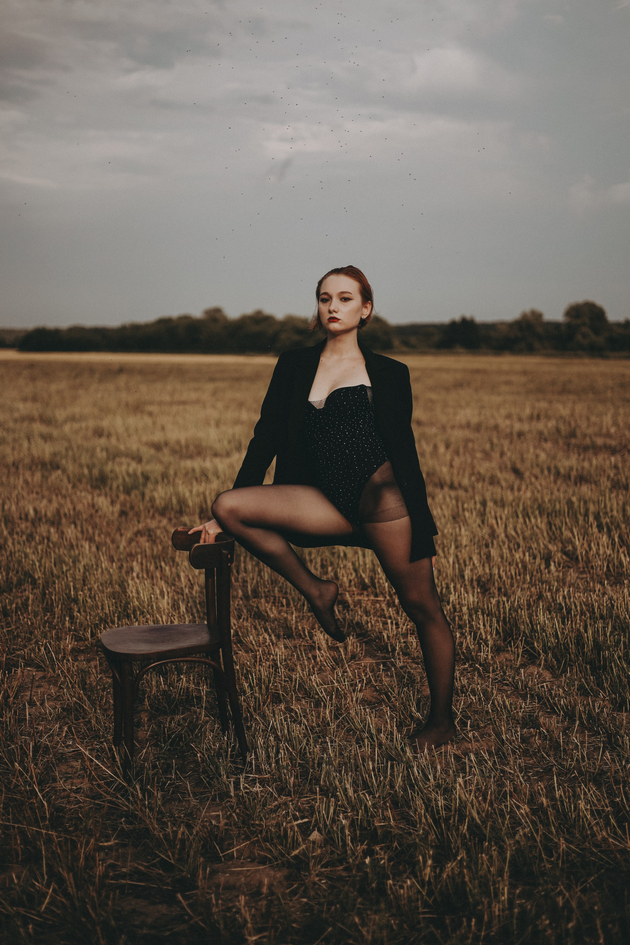 Дарья|Поле. Фотограф Мария Лаенко