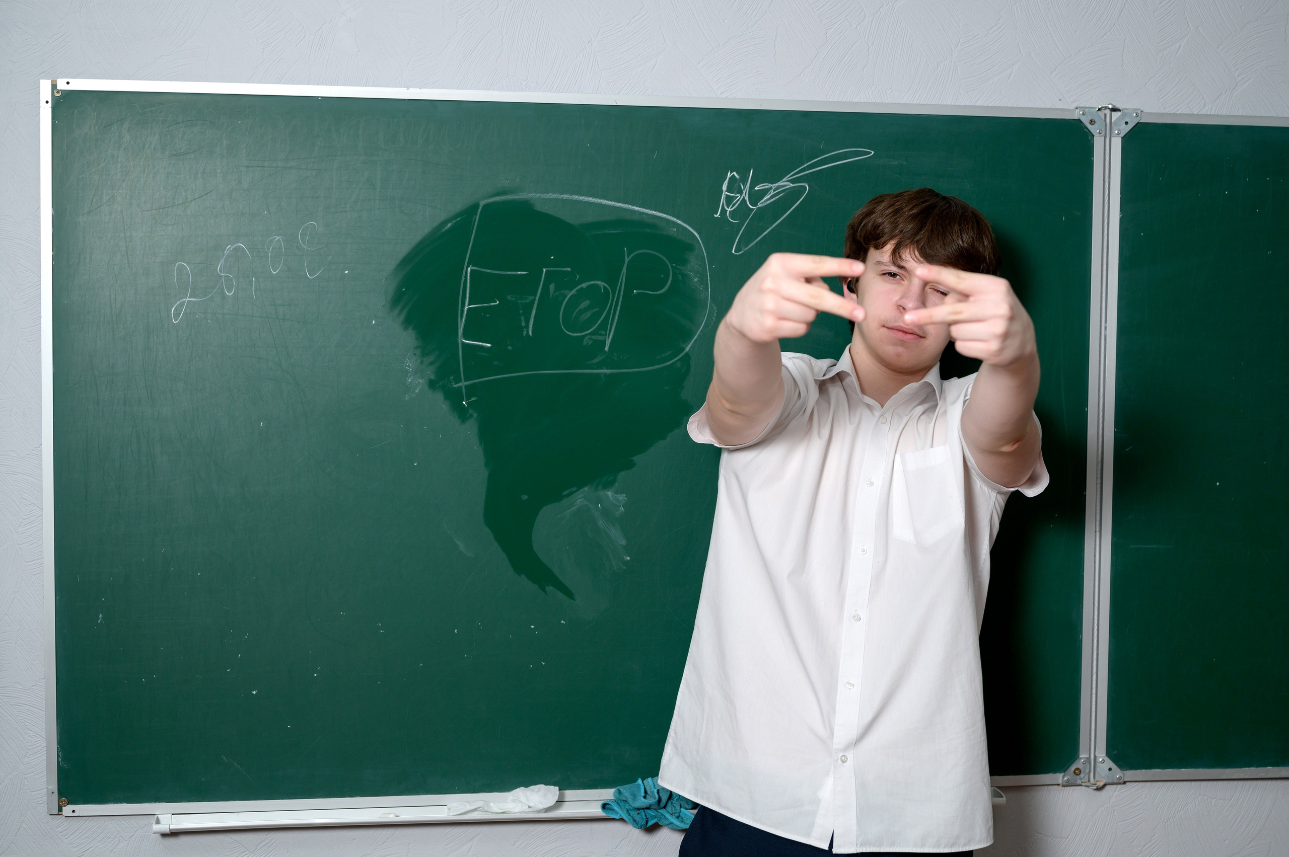 Выпускные альбомы 9 класс. Фотограф новорожденных, семейный детский в Тюмени Татьяна Морозова