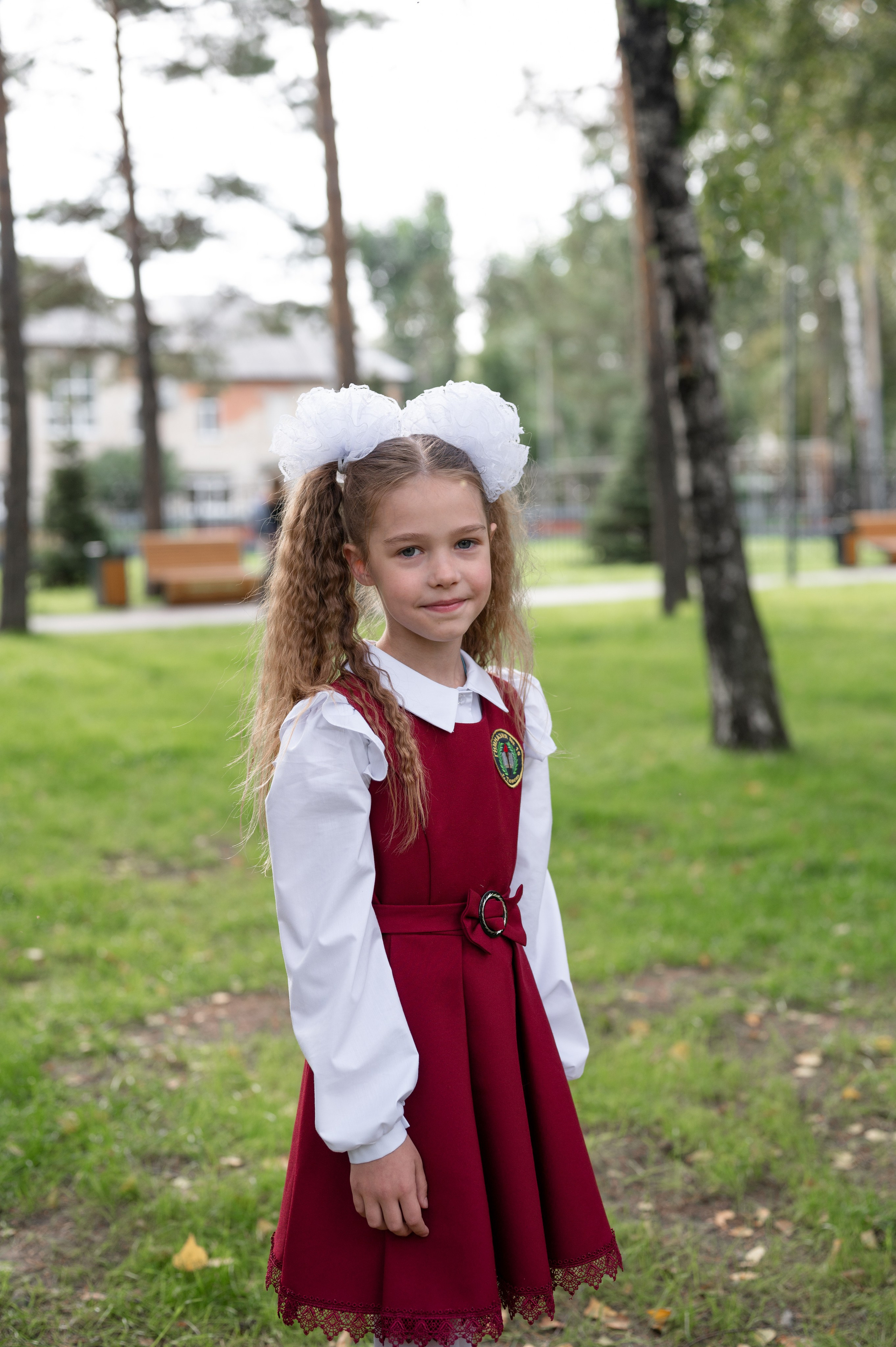 1 сентября 16 гимназия 2 класс (линейка + в классе+ на улице). Фотограф новорожденных, семейный детский в Тюмени Татьяна Морозова