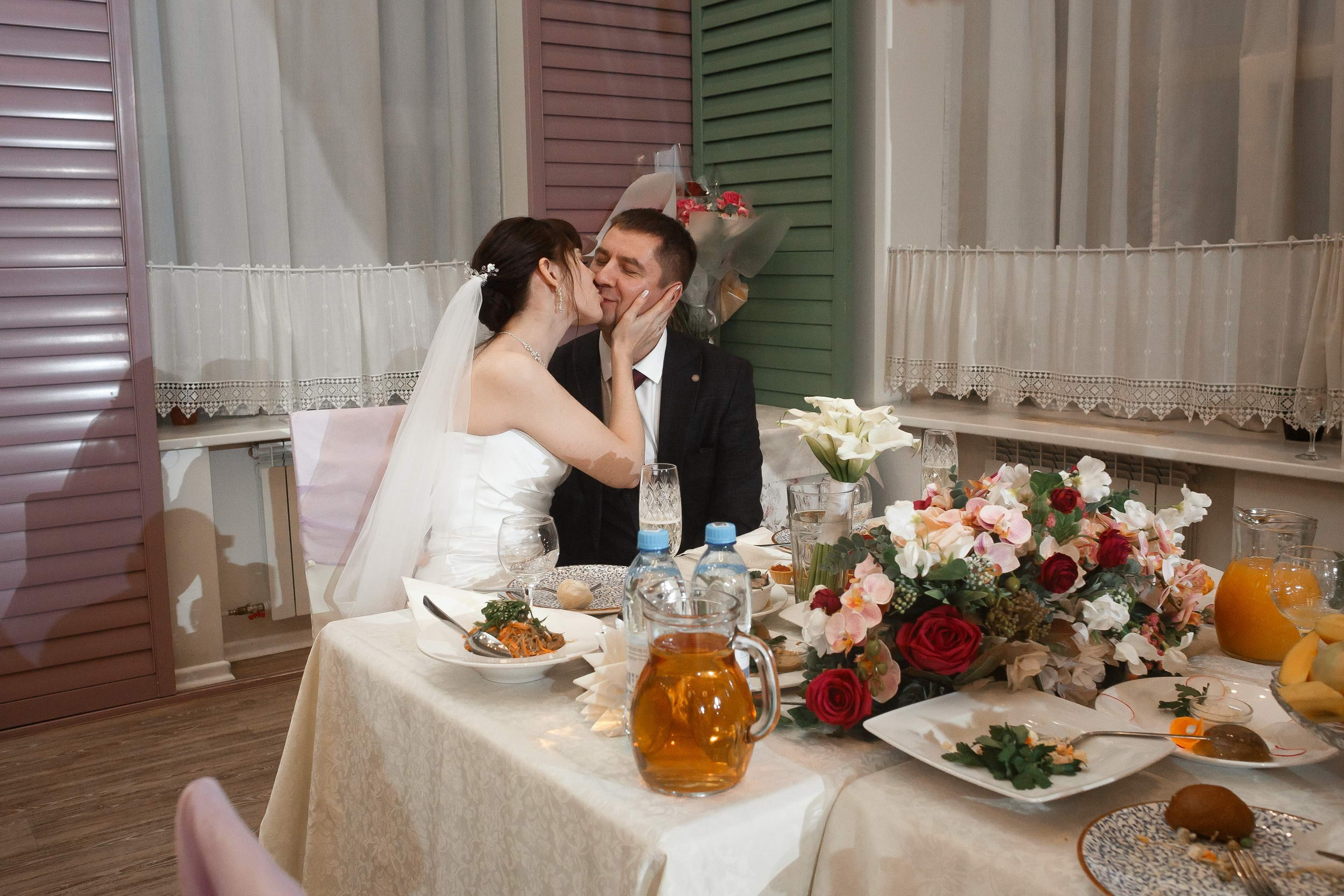 Свадьба в октябре. Свадебный фотограф Игорь Брундасов 8PHOTO на свадьбу венчание загс СПб