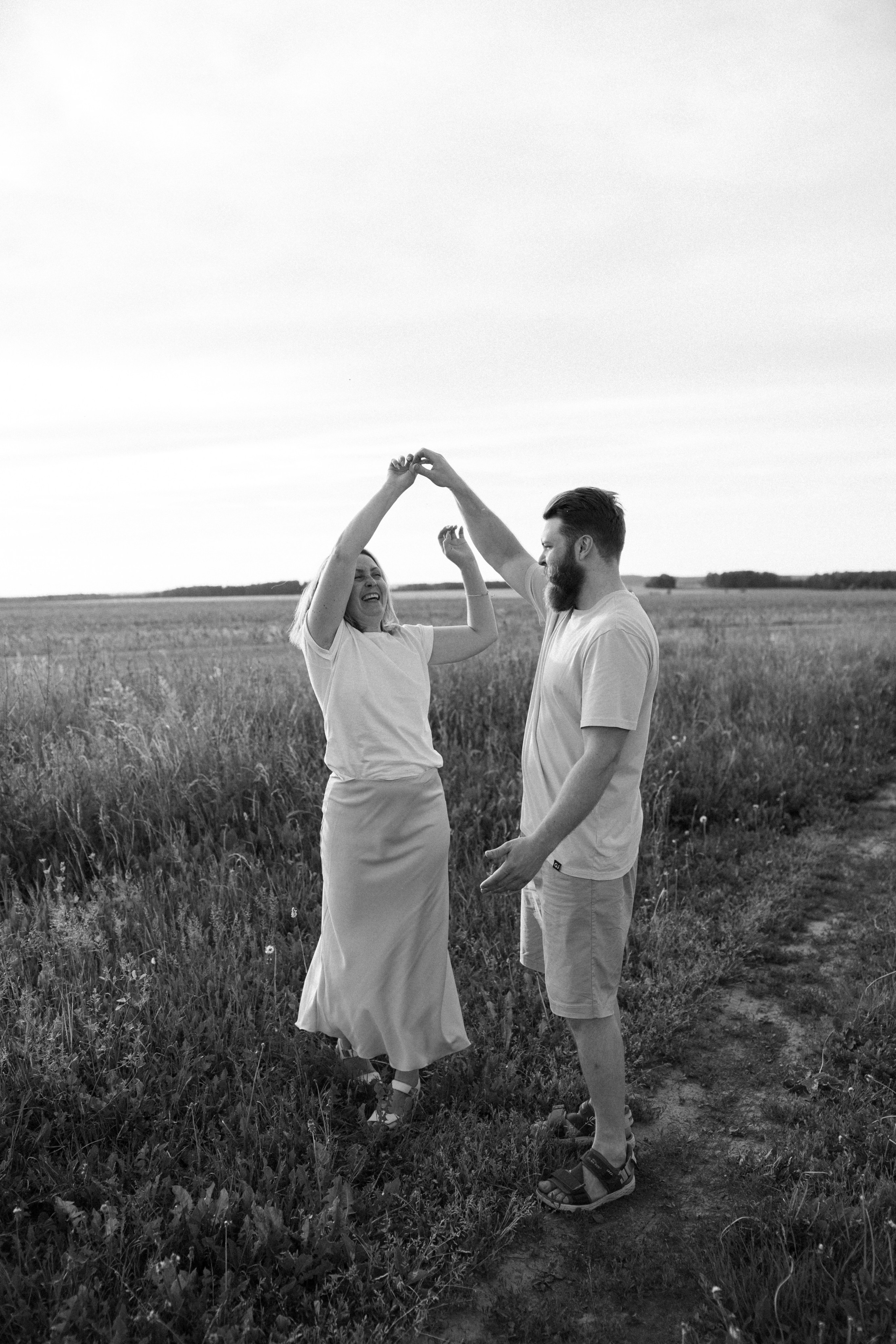 Летняя семейная с Юлей, Никитой и их детишками. Привет! Меня зовут Лера, я фотограф в Нижнем Новгороде