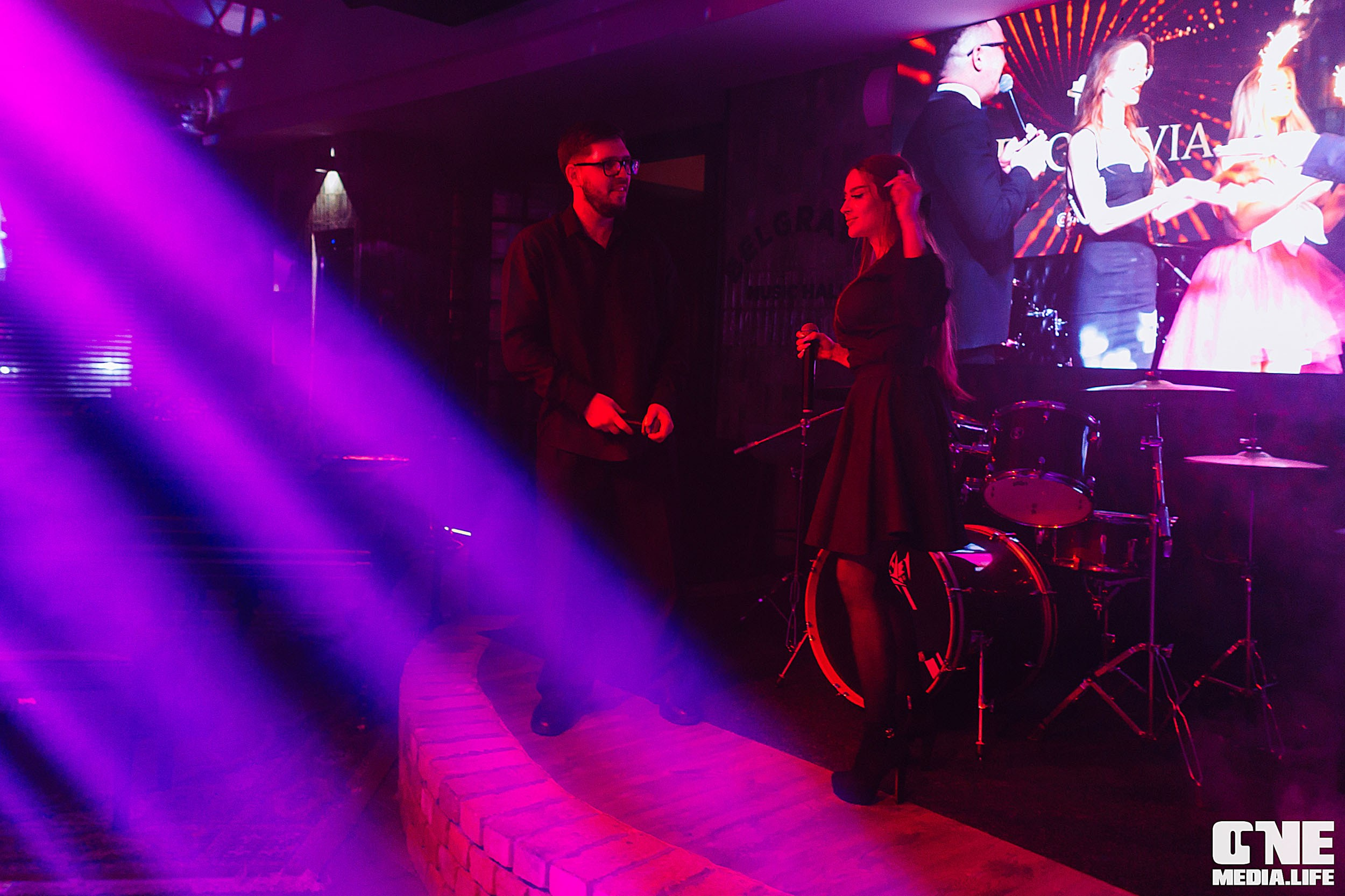 Фоторепортаж из караоке-клуба Белгравия. One Media Life: фоторепортажи, фотоотчеты с мероприятий и заведений