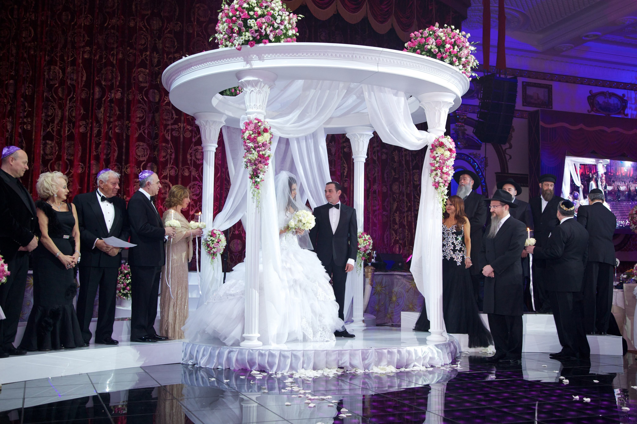 Фотограф и дизайнер Валерий Хотеев