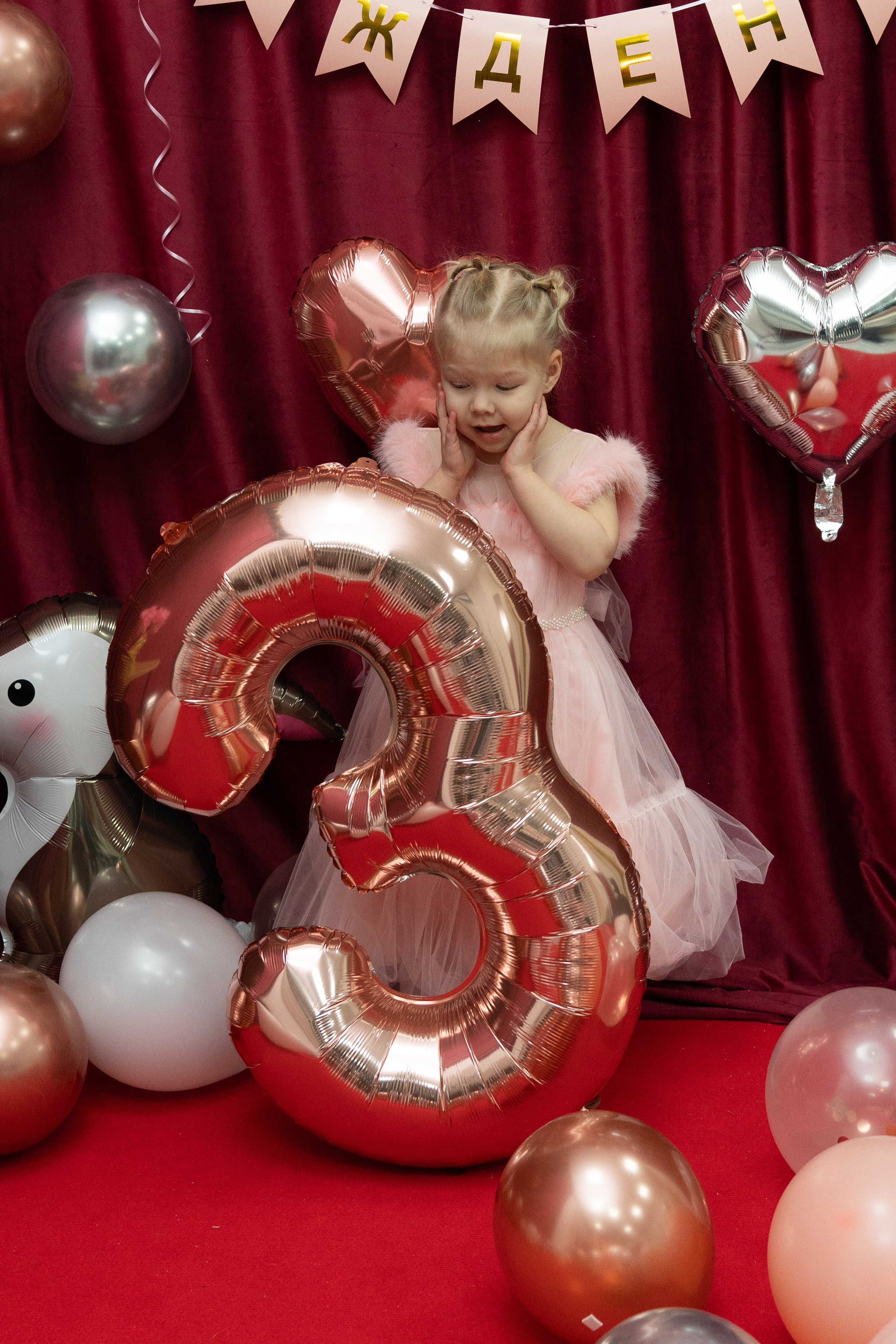 Фотосессия в студии на годик, 2,3 и т.д. Nikolay Serfoord