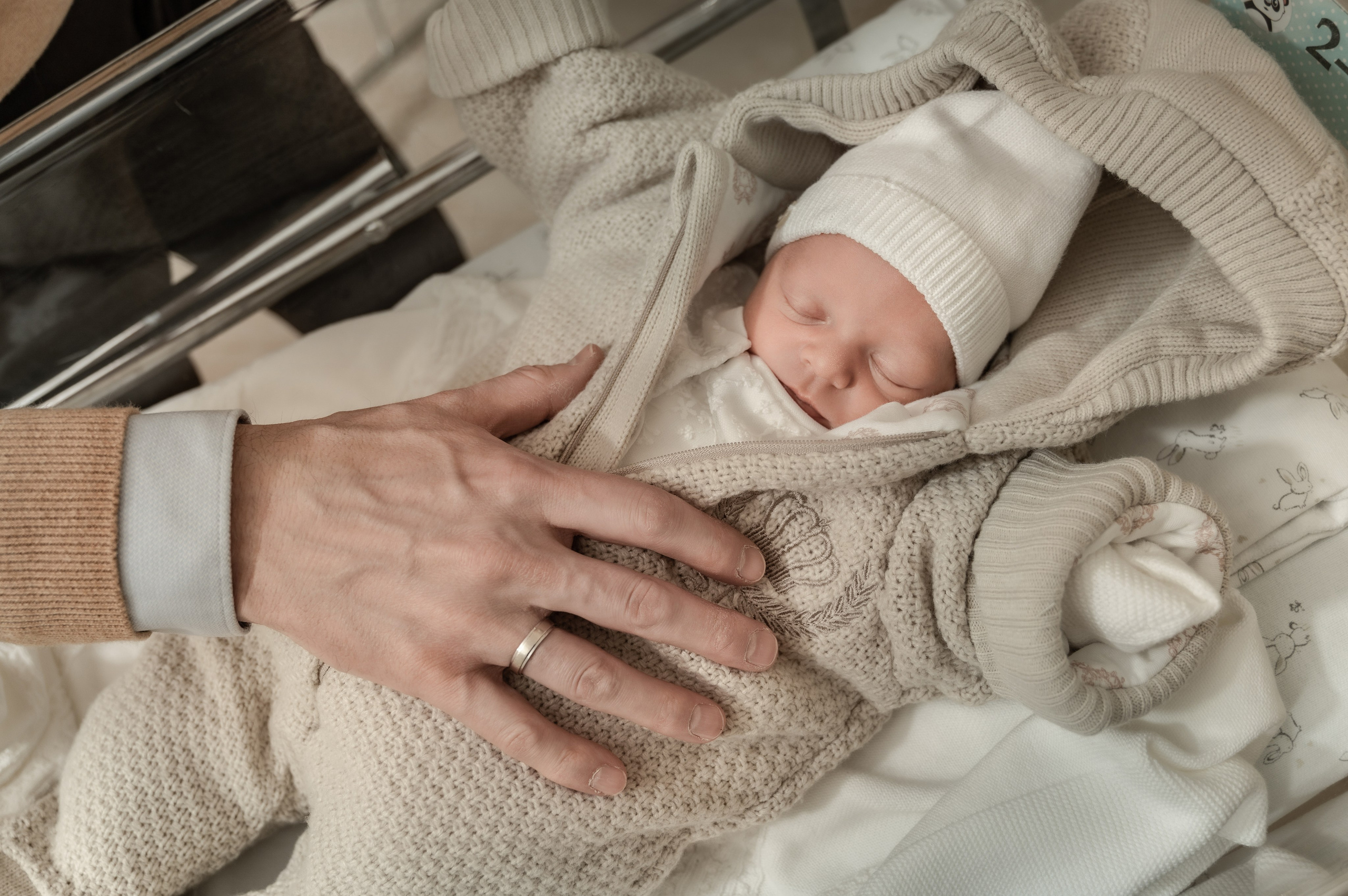 Newborn — выписка из роддома. Фотограф и видеограф в Москве Алиса Канцибер. Портрет, семейное фото