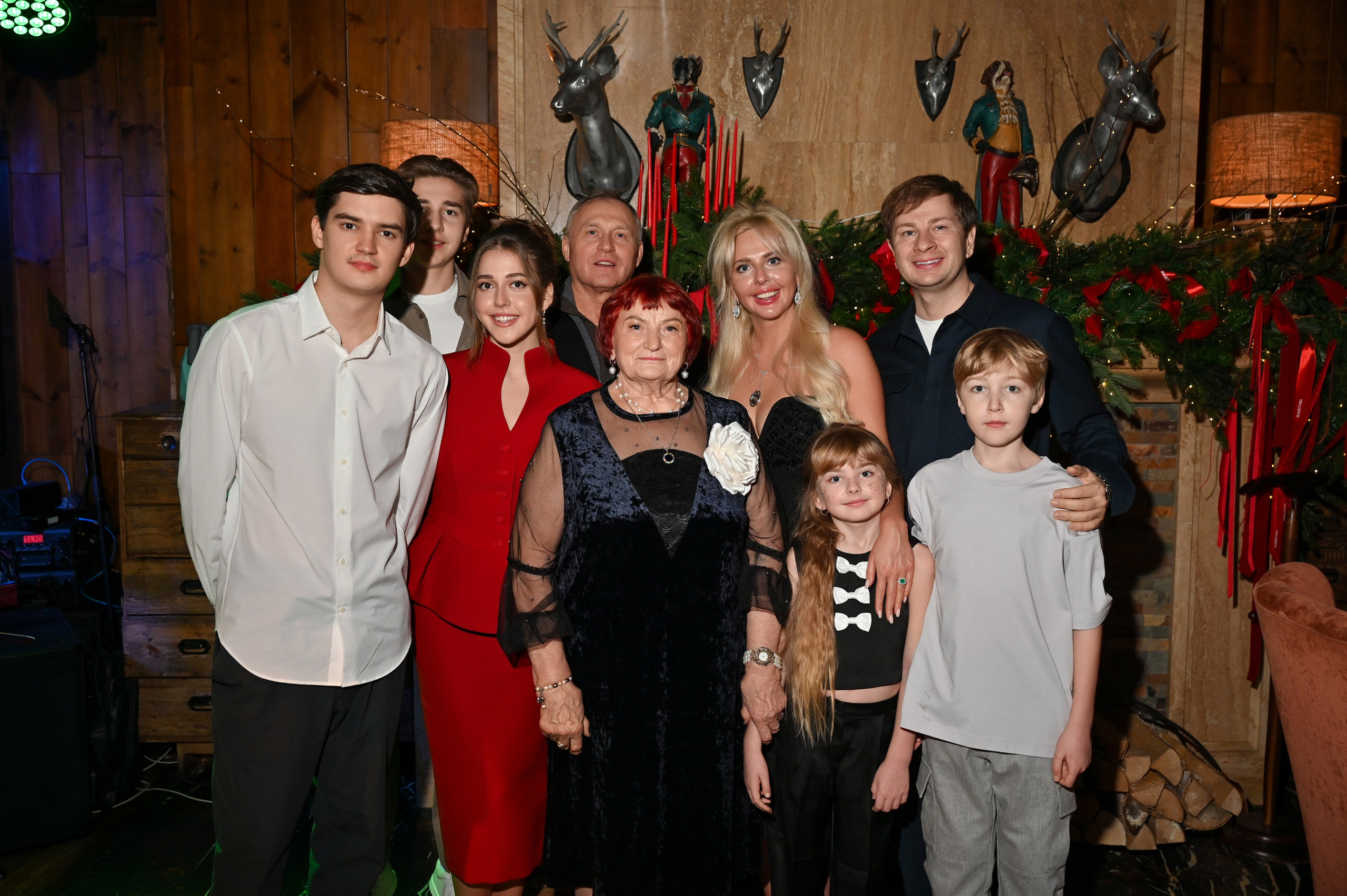 Новый год 2025 в ресторане Red Fox. Репортажный фотограф в Красной Поляне и Сочи Павлюченко Екатерина