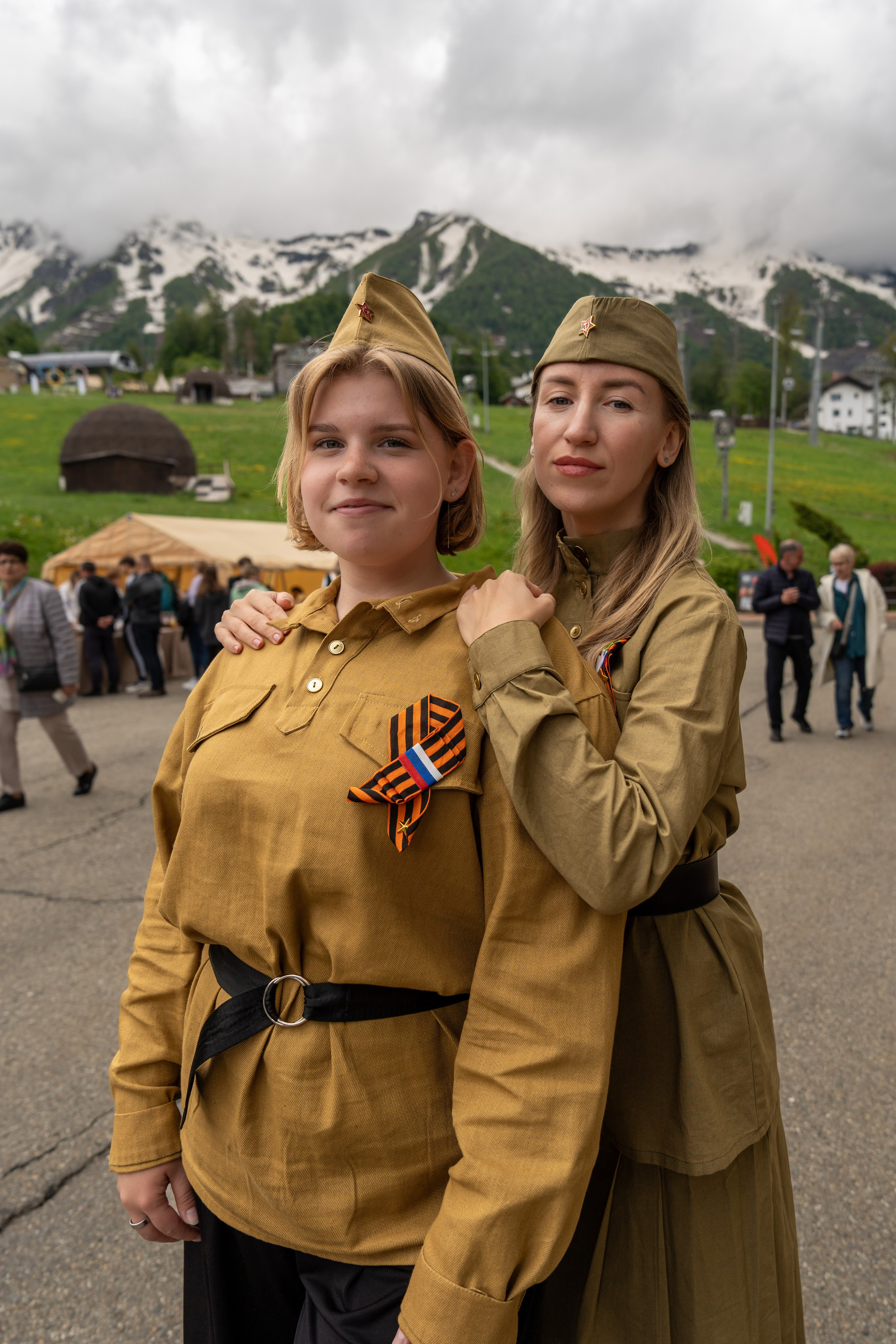 Шествие бессмертного полка 9 мая 2024 Rosa Springs. Репортажный фотограф в Красной Поляне и Сочи Павлюченко Екатерина