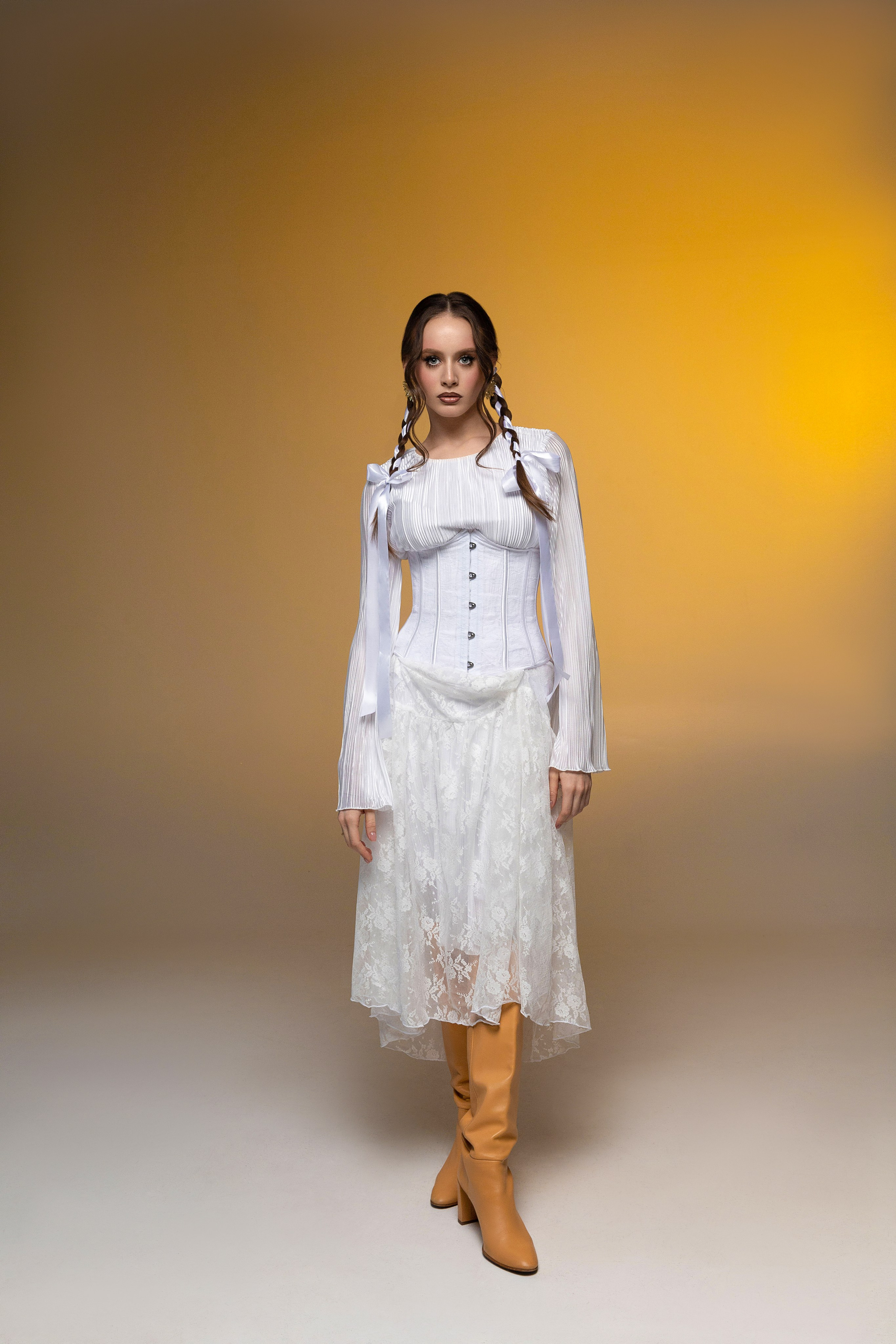 СЪЕМКА В СТУДИИ. Фотограф индивидуальных женских портретов и LOVEstory в Москве