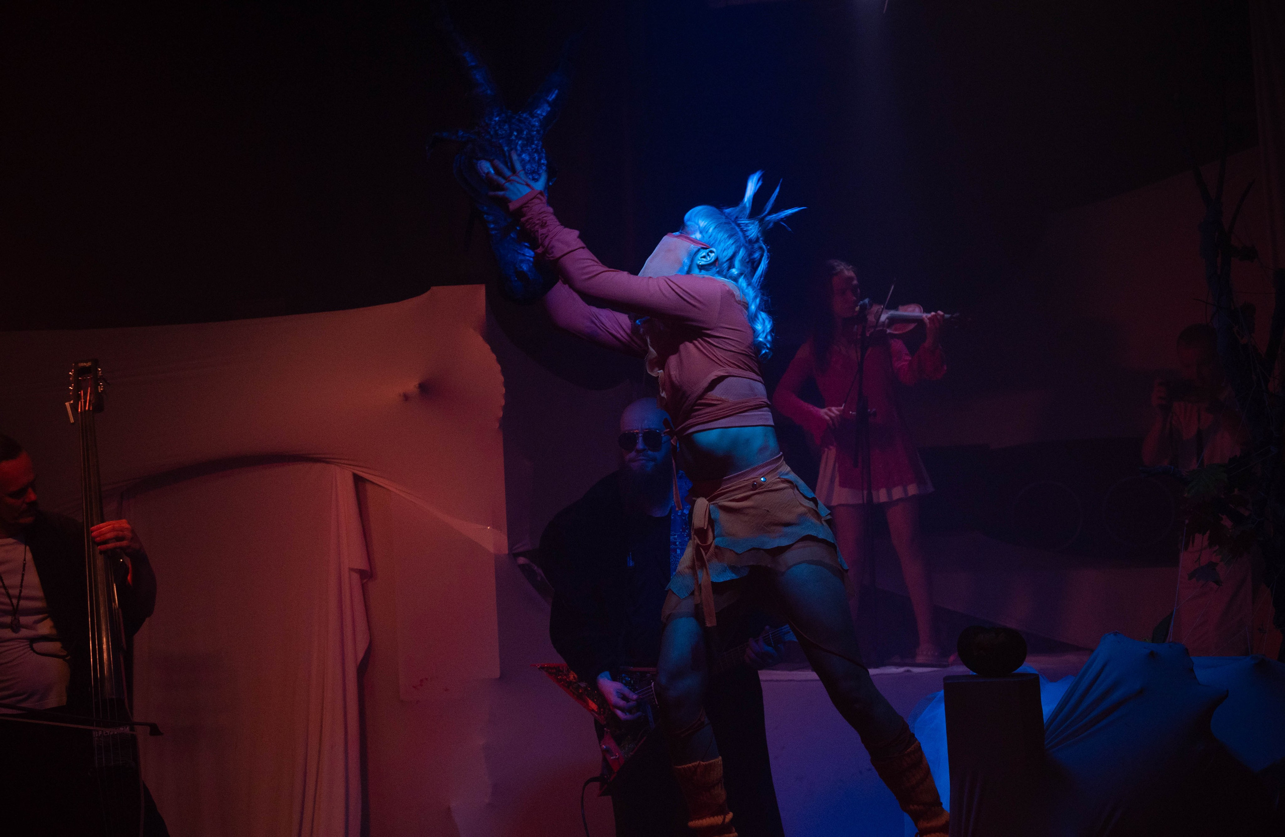 Перфоманс «Хуже». Репортажный и портретный фотограф в Воронеже