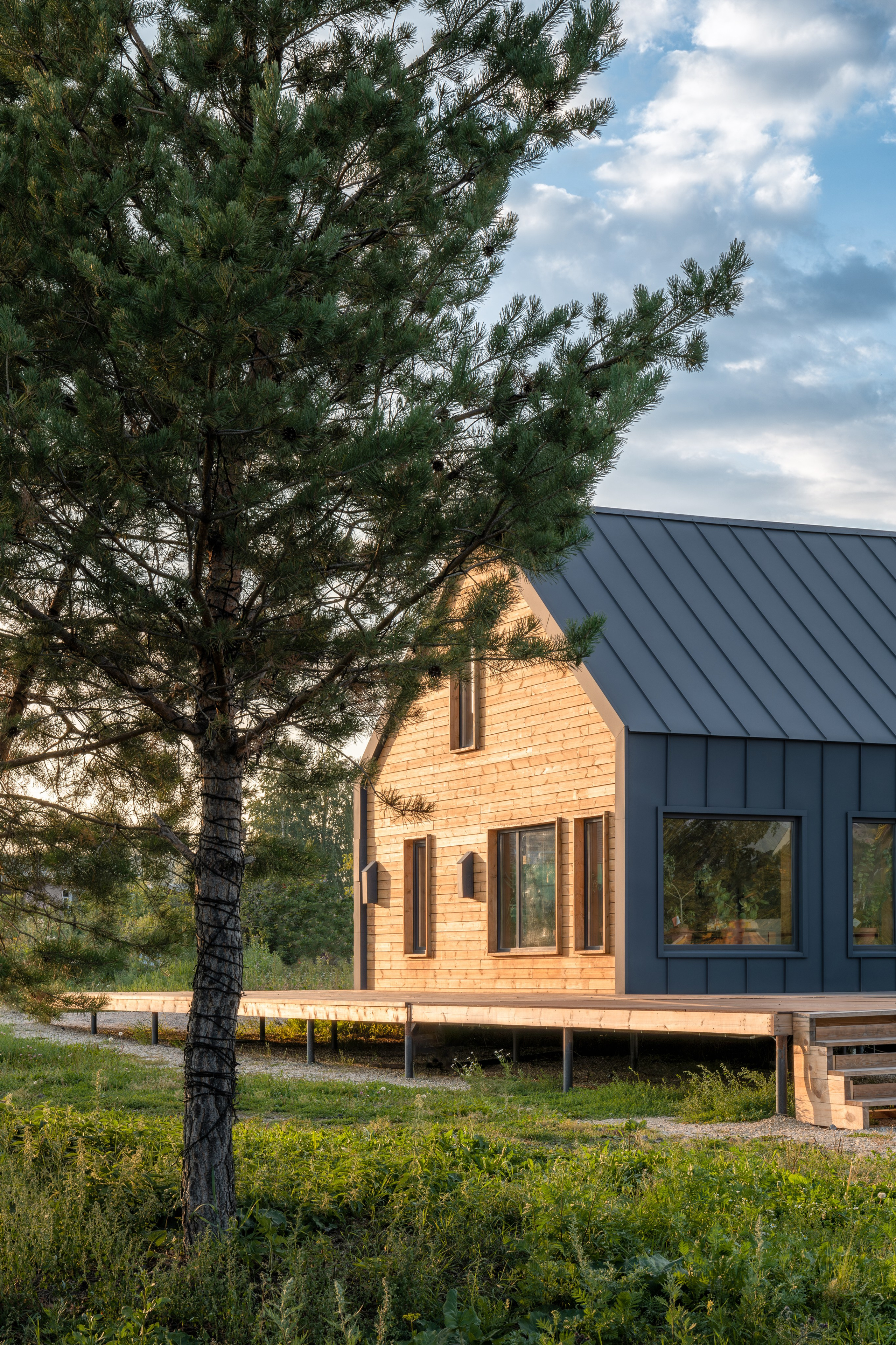 Кафе в городе Ревда. Водная станция. Интерьерный фотограф. Фотограф архитектуры