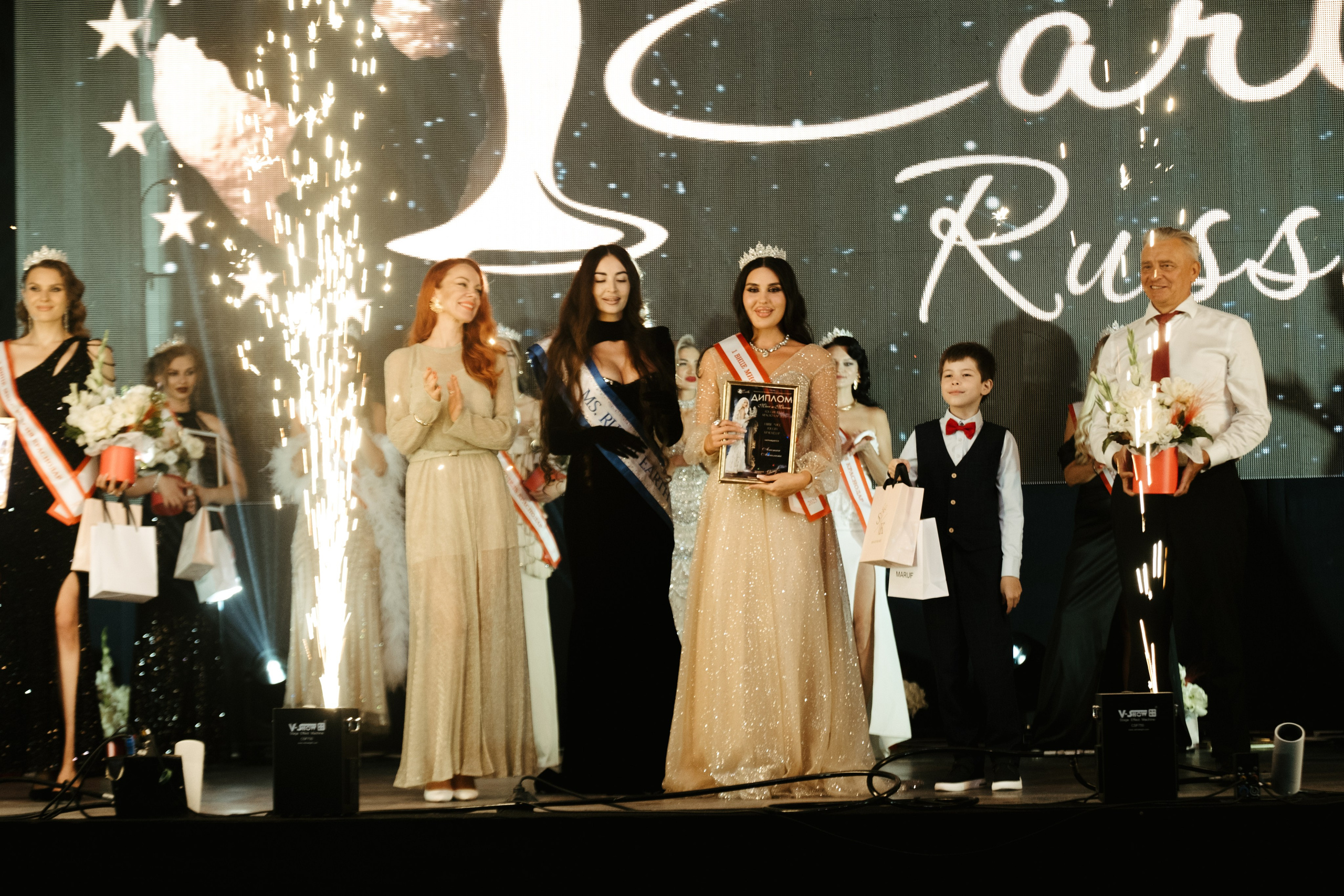 Мисс и Миссис Россия Земли Краснодар 2025 программа. Свадебный и репортажной фотограф Денис Ожигин в Краснодаре и Краснодарском крае