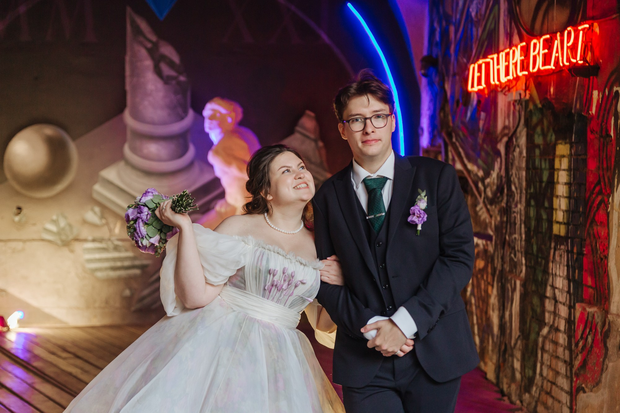 Свадебный фотограф Ден Дорфф, со мной весело. Фотограф крещение венчание в Петербурге! Помогает подобрать храм и посоветовал душевного батюшку в СПб