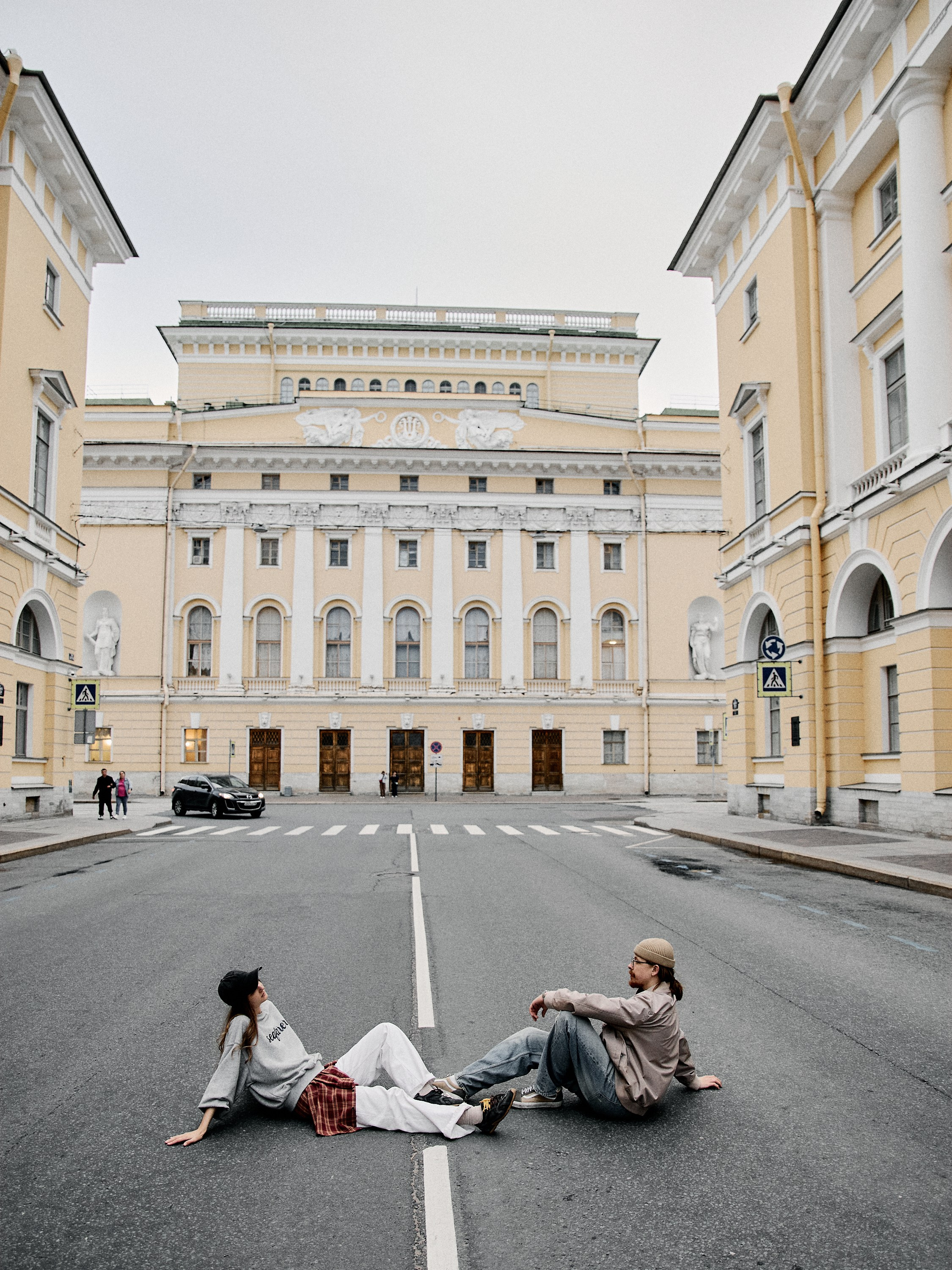 Фотосвидание на Фонтанке. Свадебный фотограф в Казани и Санкт-Петербурге Евгения Есенина