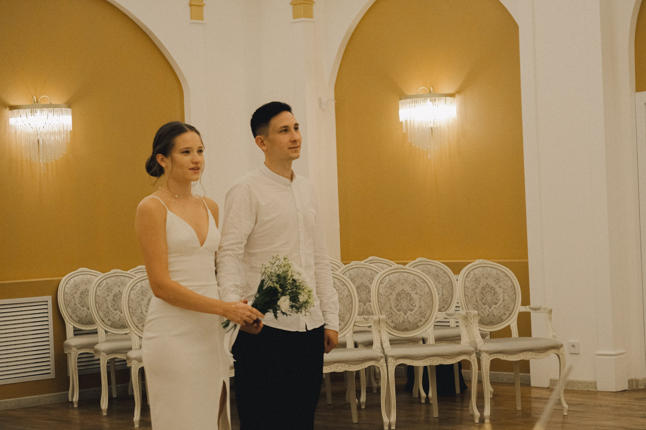 СВАДЕБНАЯ ФОТОСЕСИСИЯ В МЕТРО И ВОЗЛЕ ИСАКИЕВСКОГО СОБОРА В ДОЖДЬ. Профессиональный фотограф, Санкт-Петербург — Виктория Богомолова