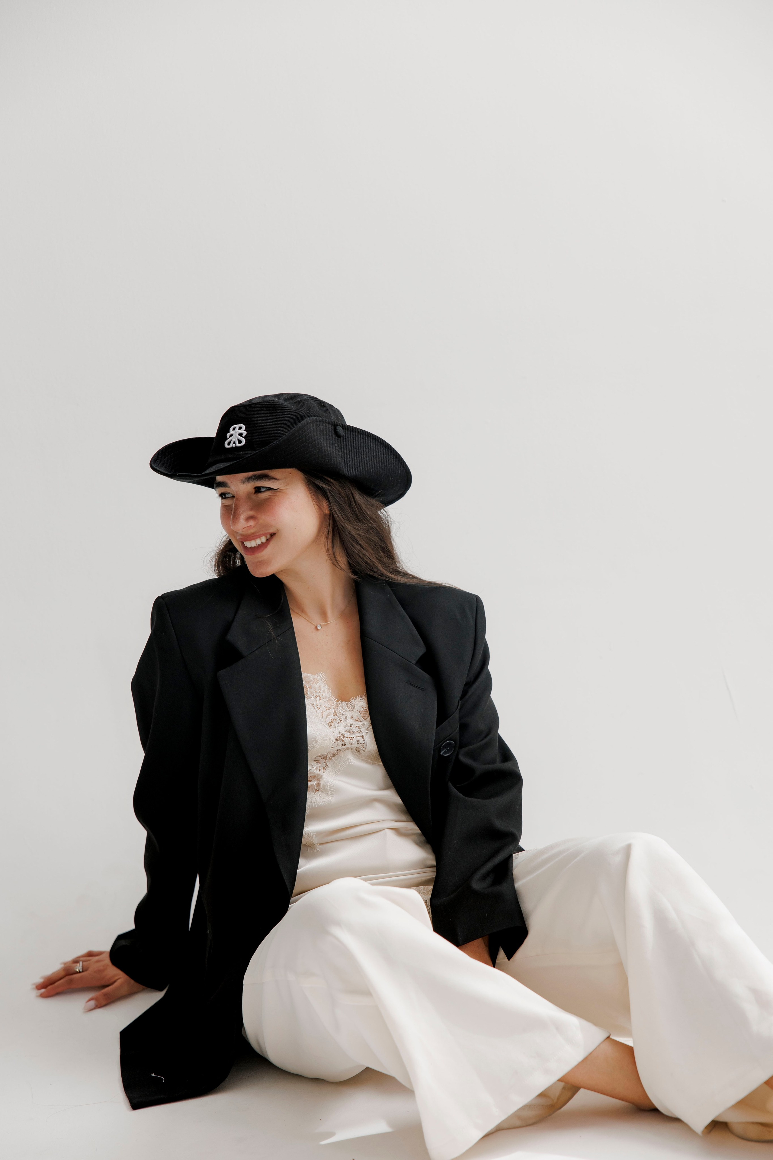 Family photoshoot inside the studio. Wedding and family photographer