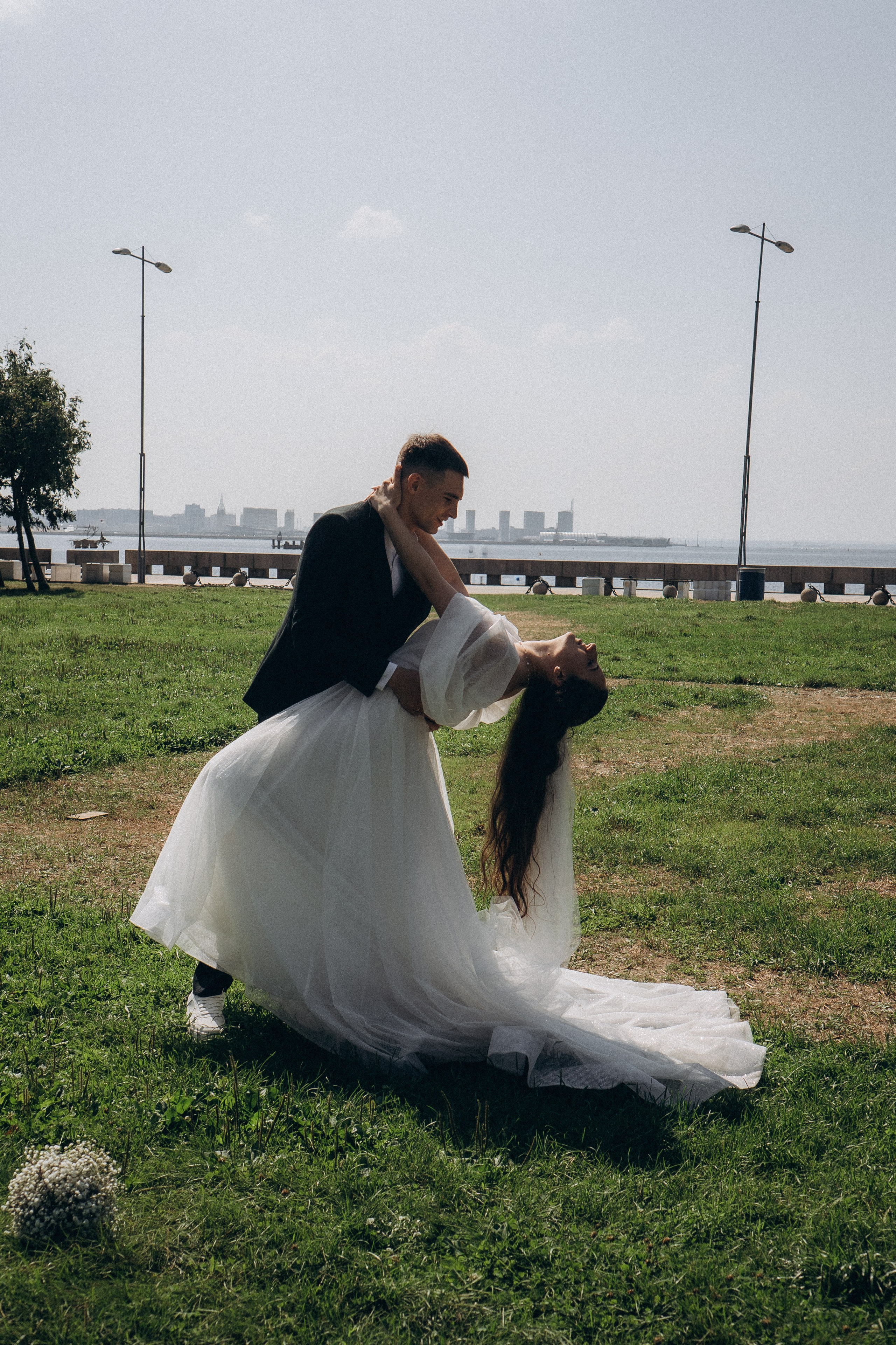 СВАДЕБНАЯ СЬЕМК В ПАРКЕ 300-ЛЕТИЯ. Профессиональный фотограф, Санкт-Петербург — Виктория Богомолова