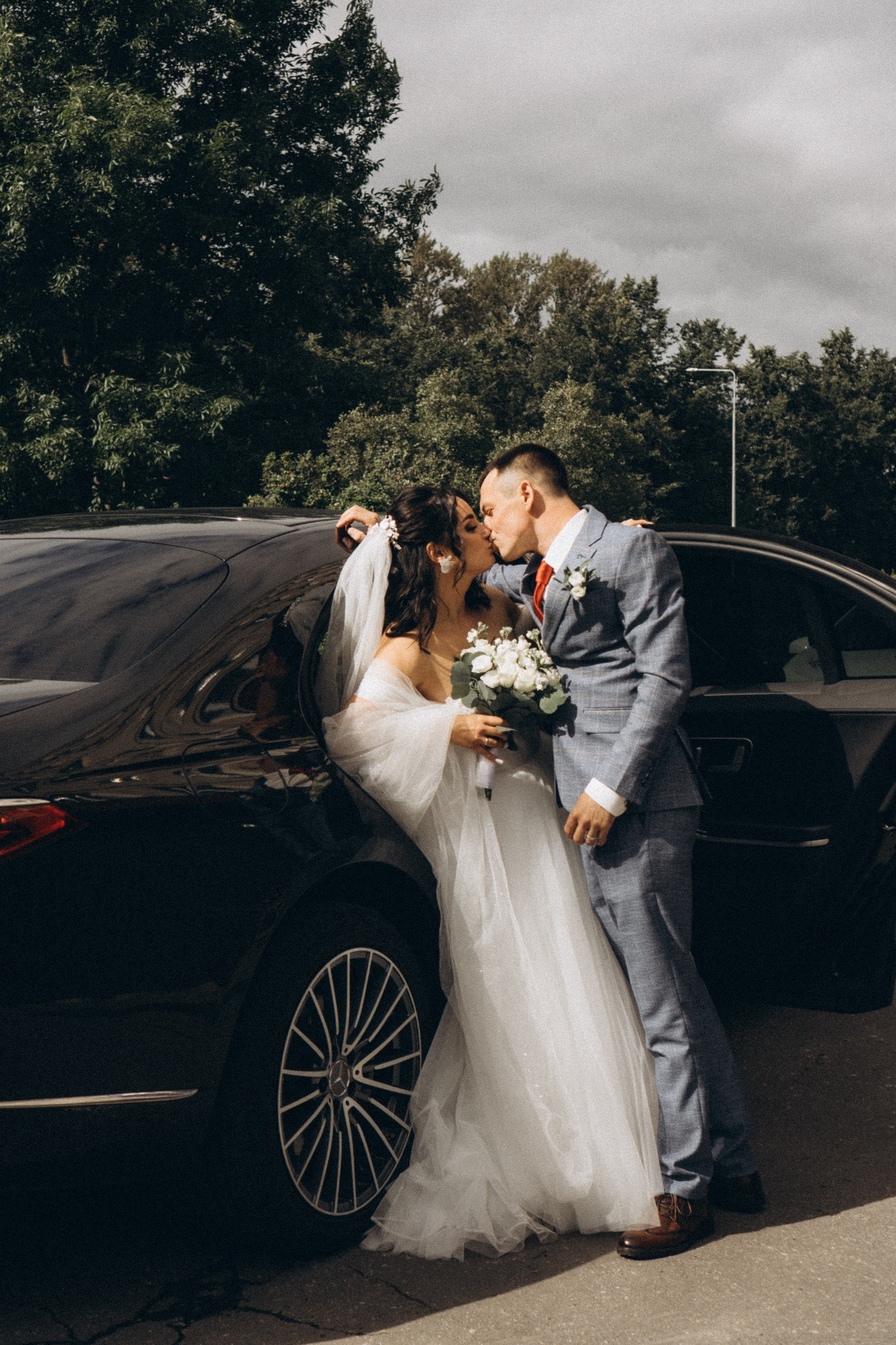 СВАДЕБНАЯ ПРОГУЛКА РЕСТОРАН МЫ ЖЕ НА ТЫ И ФОТОСЕССИИЯ С АВТОМОБИЛЕМ. Профессиональный фотограф, Санкт-Петербург — Виктория Богомолова