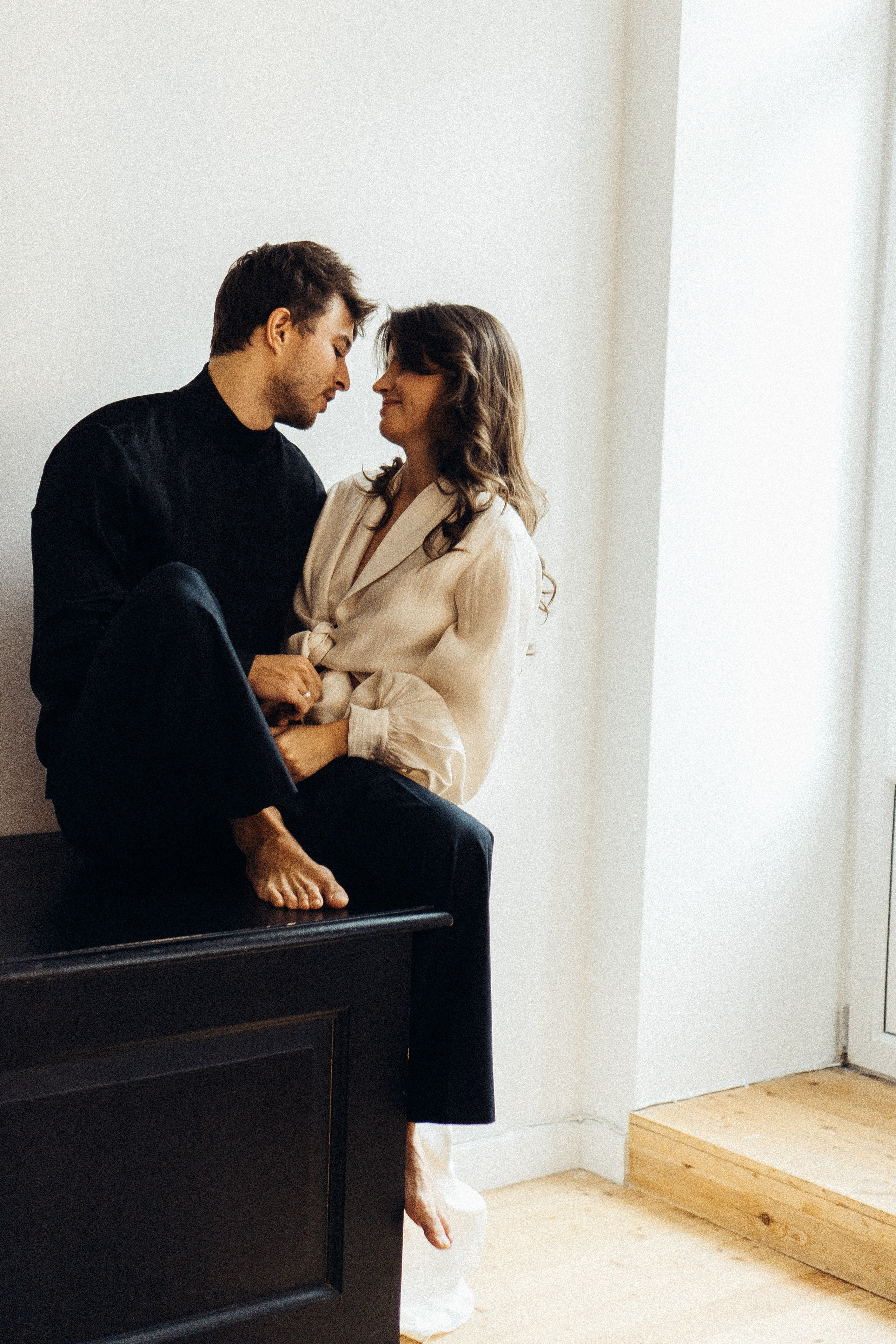 УТРО ЖЕНИХА И НЕВЕСТЫ В ПИТЕРСКОЙ КВАРТИРЕ И СЬЕМКА С СВАДЕБНЫХ ОБРАЗАХ. Профессиональный фотограф, Санкт-Петербург — Виктория Богомолова