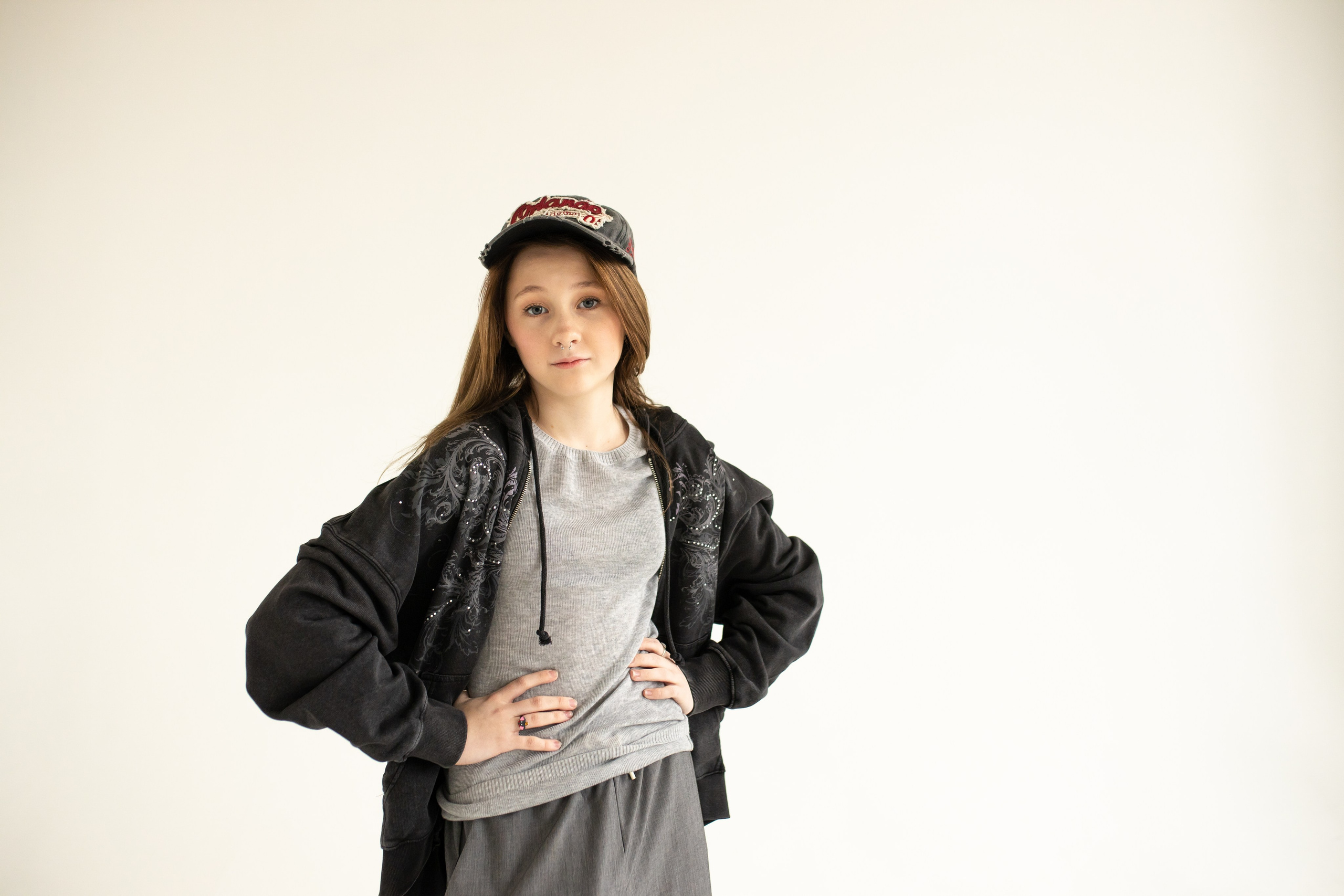 Семейная фотосессия на циклораме с естественным светом. Фотограф в Железнодорожном и Балашихе