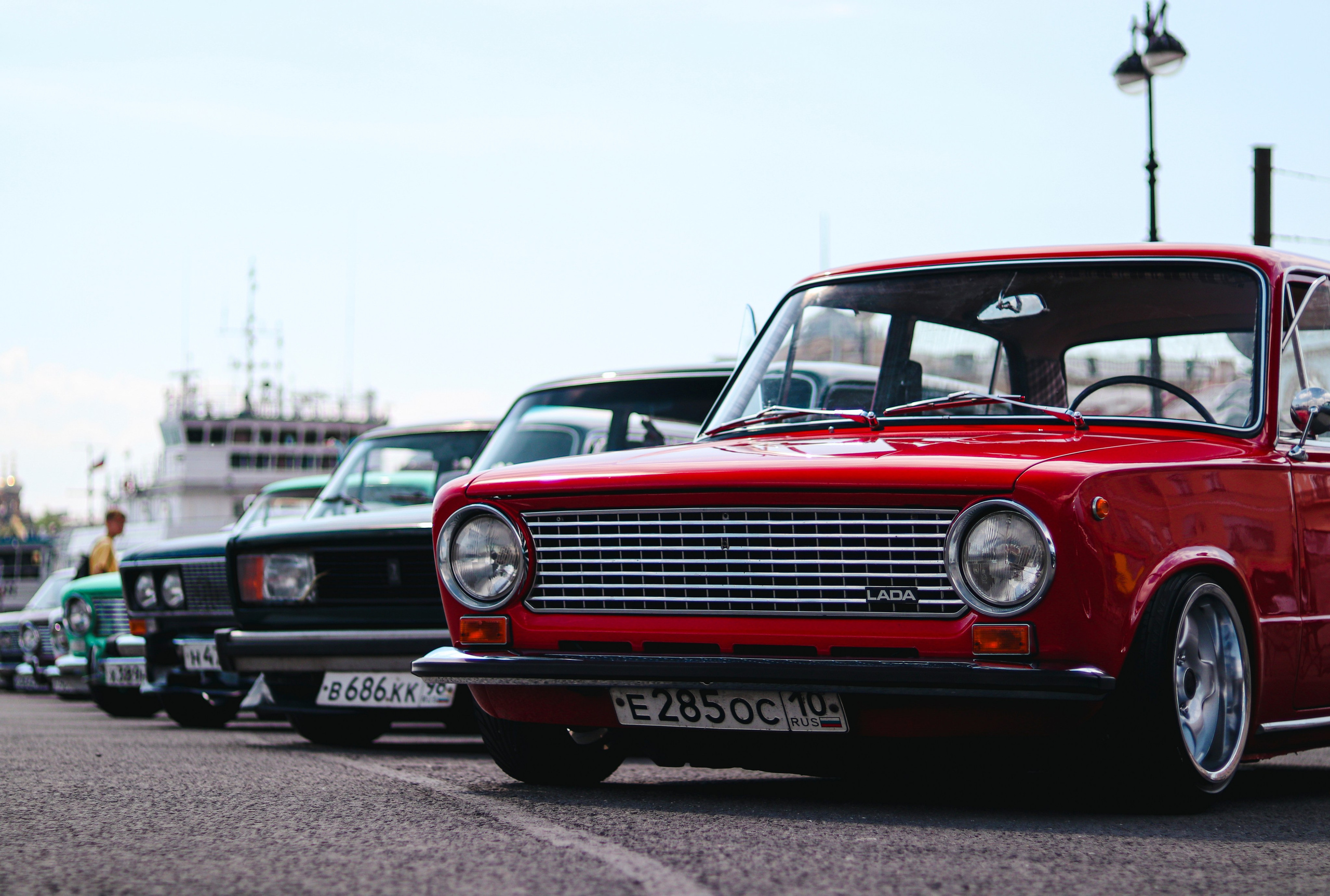 Выставка авто классики. Ивентный фотограф в Санкт-Петербурге Олег Комков