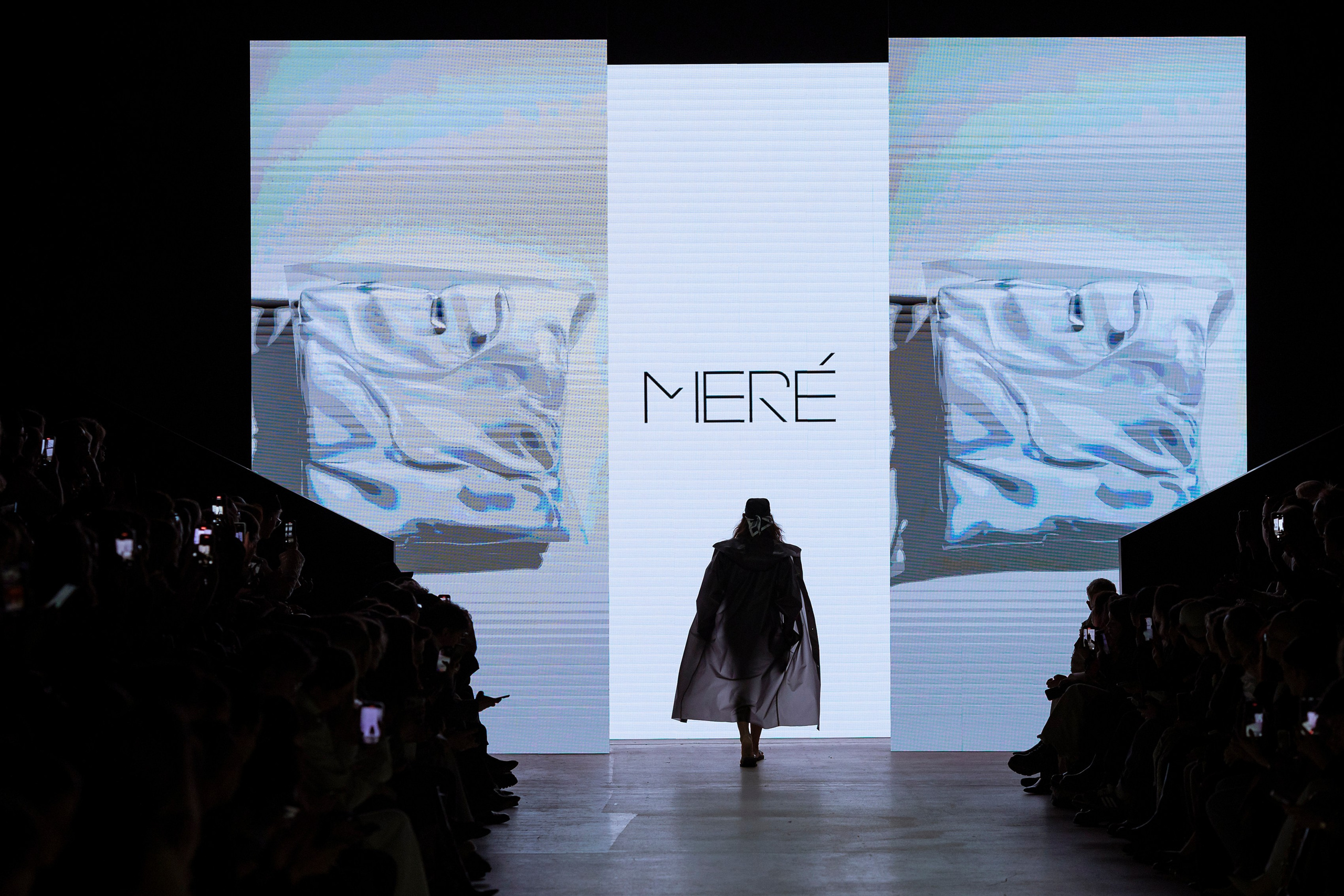 MOSCOW FASHION WEEK 2025 весна. Фотограф в Москве