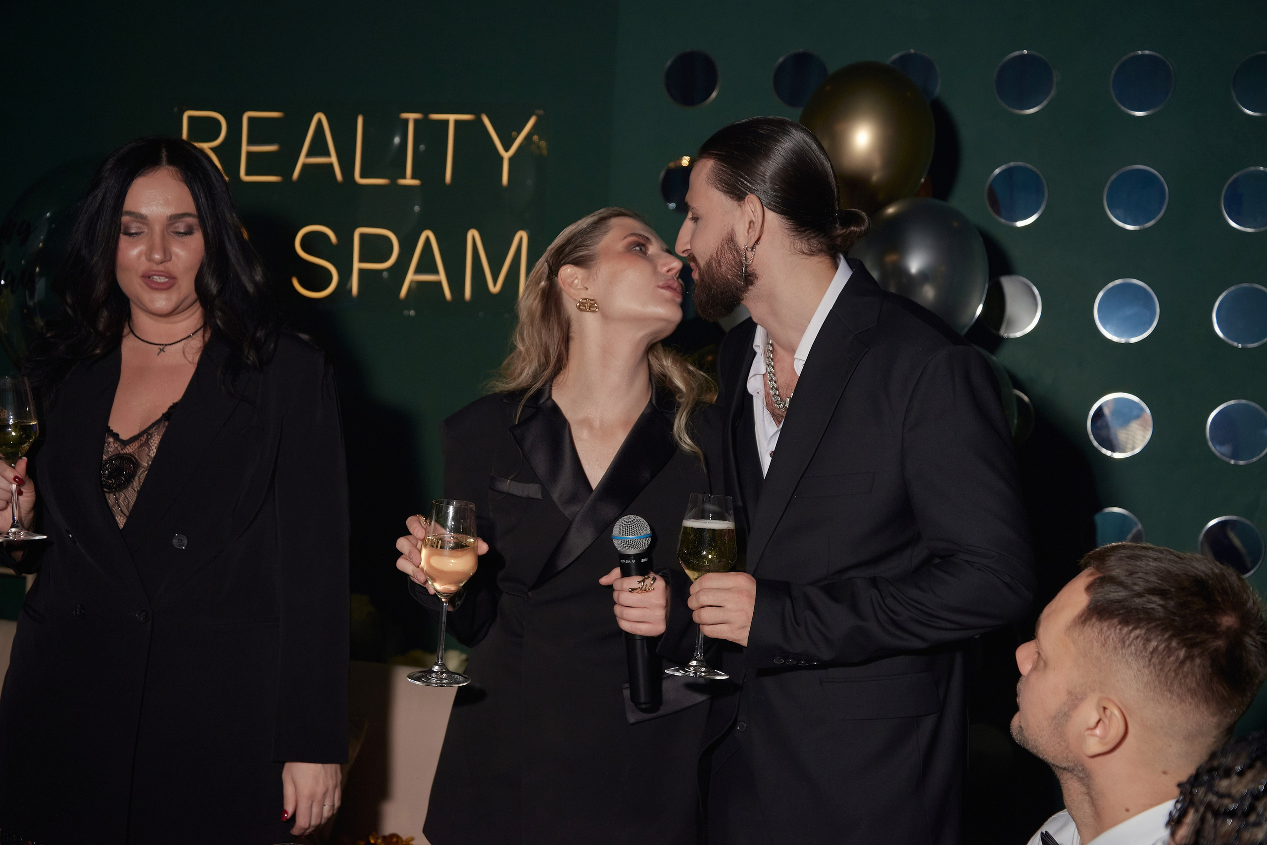 День рождения Светланы Пинигиной в караоке Divas. Наталия Дианова — фотограф для брендов и экспертов в Москве