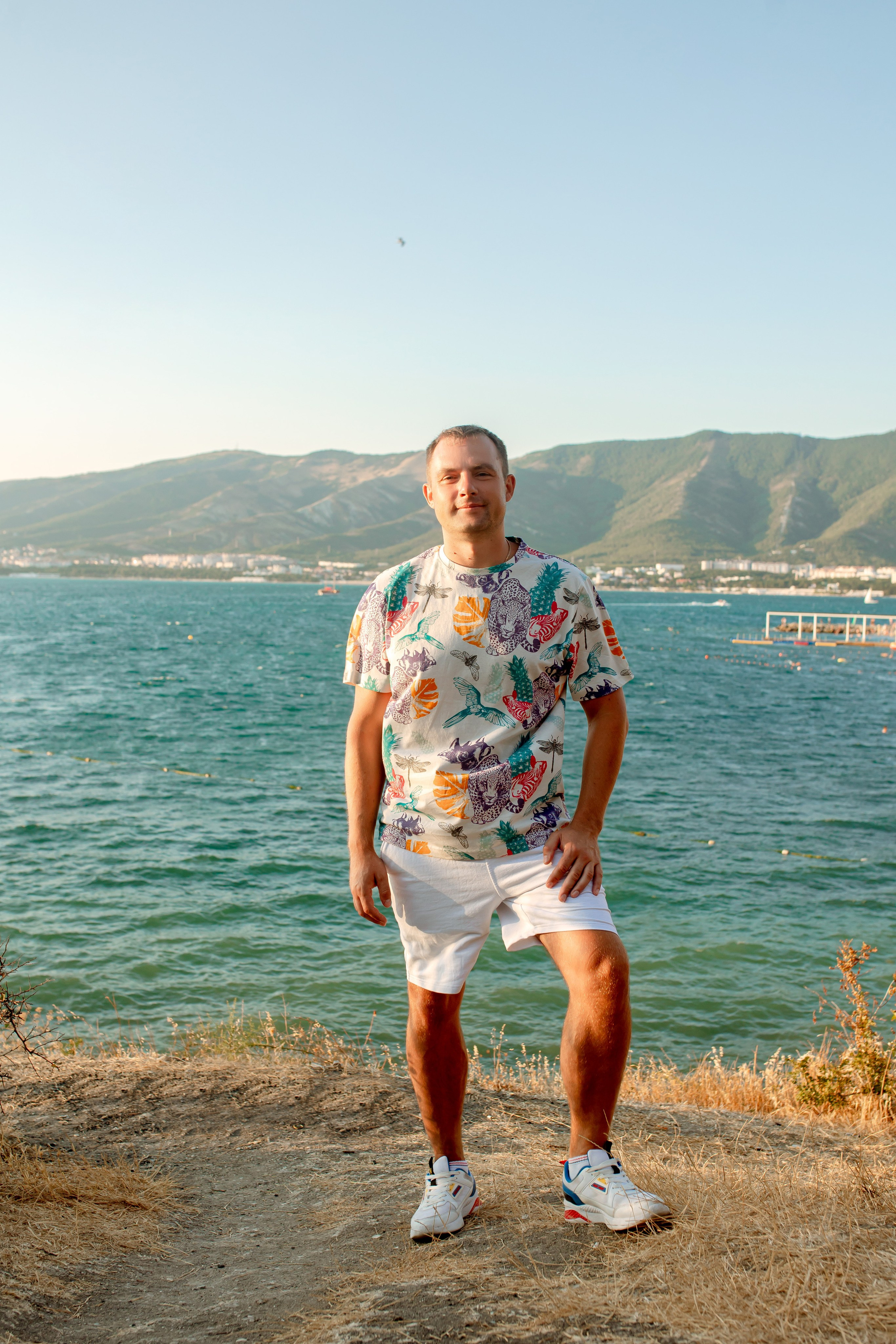 Екатерина и Александр с дочерьми. Фотограф в Геленджике, Архипо-Осиповке, Абрау-Дюрсо, Кринице Виктория