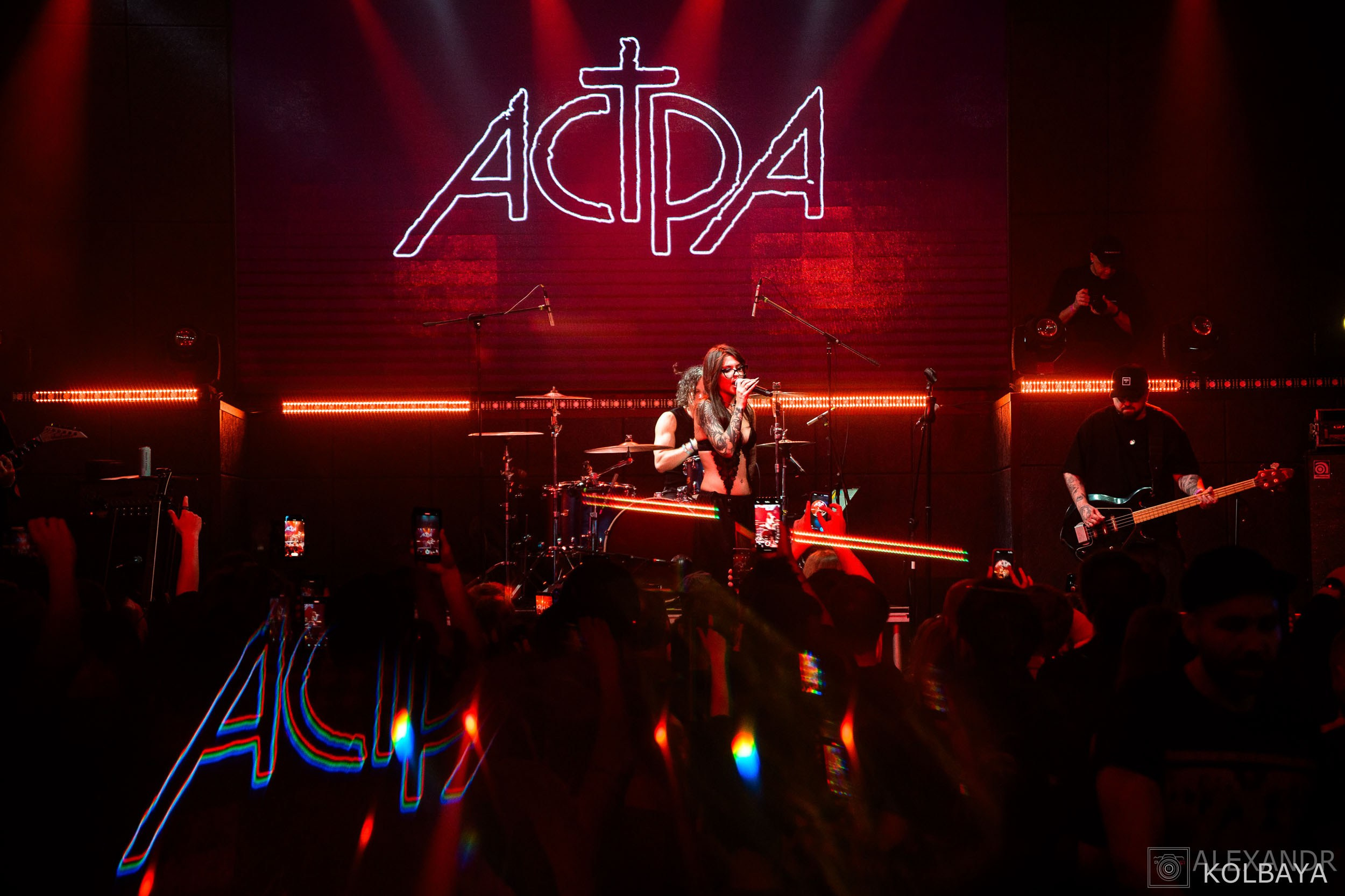 Фоторепортаж с концерта группы АСТРА в клубе СВОБОДА. Концертный и театральный репортажный фотограф в Москве Александр Колбая