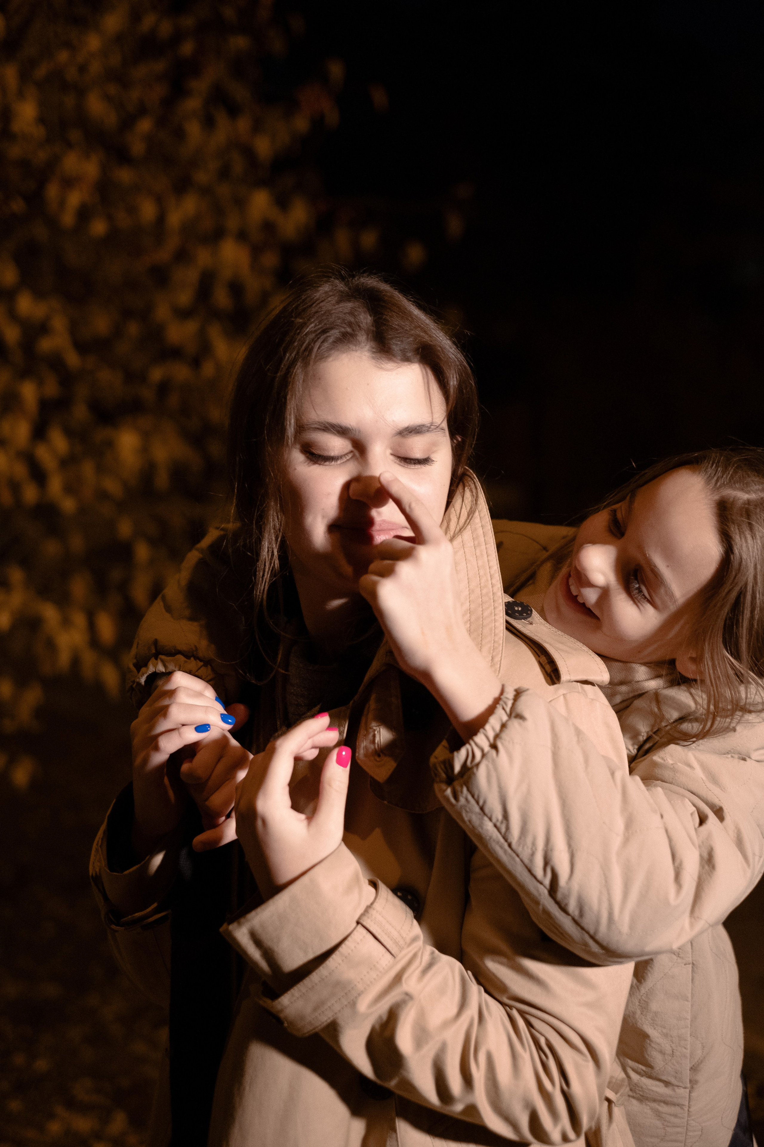 Арина и Алёна. Портретный фотограф в Чите Анна Камратова. Помогу Вам создать историю, в которой Вы — главный герой!