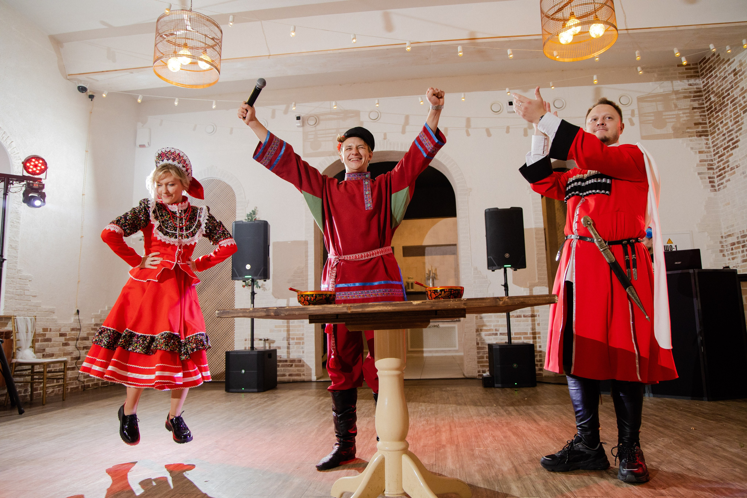 M+E. Организация и съёмка мероприятий любого формата. Иван Быков