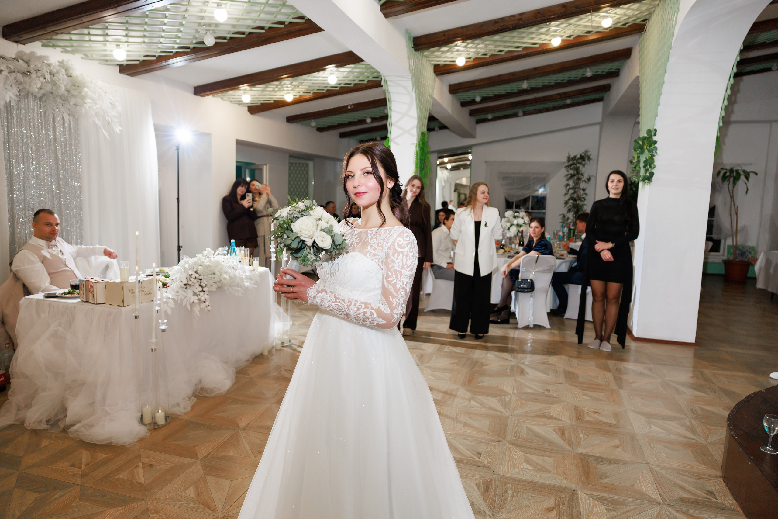 Свадьба в клубе Леонида Тягачёва. Семейный фотограф в Дмитрове Валентина Халикова