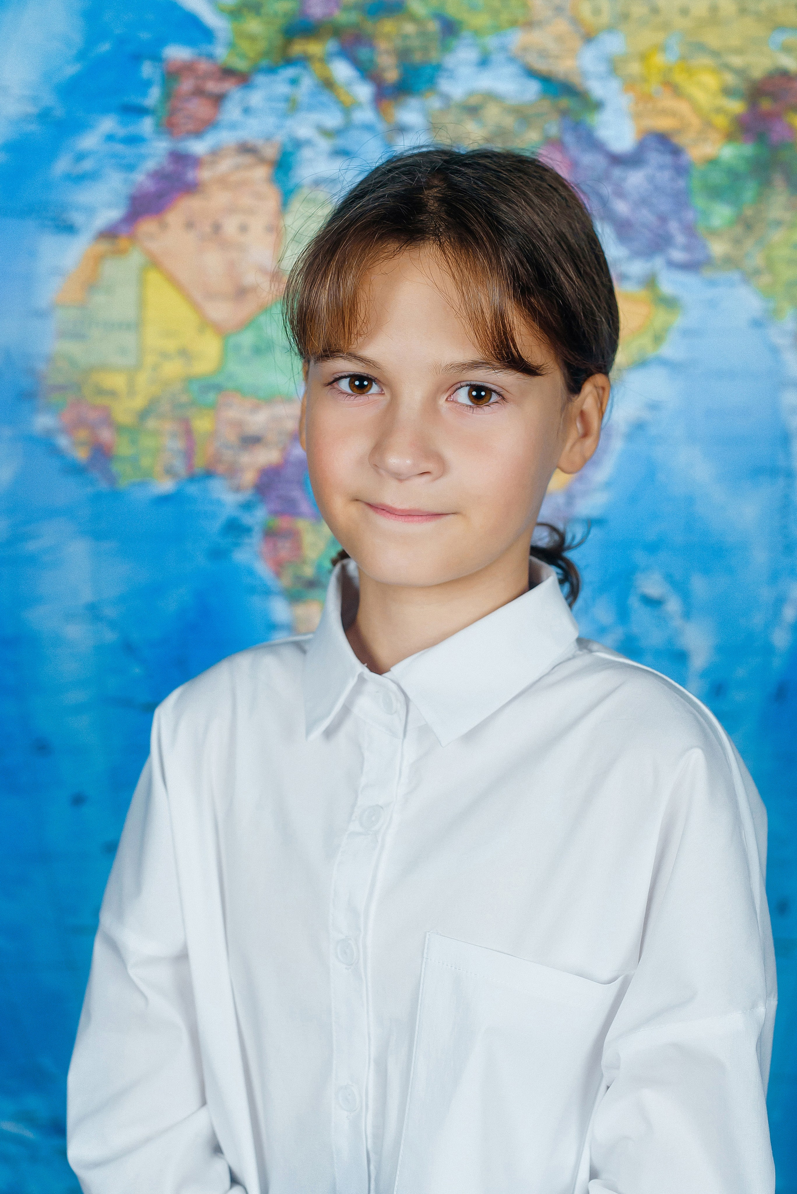 На фоне карты. Семейный фотограф в Барнауле