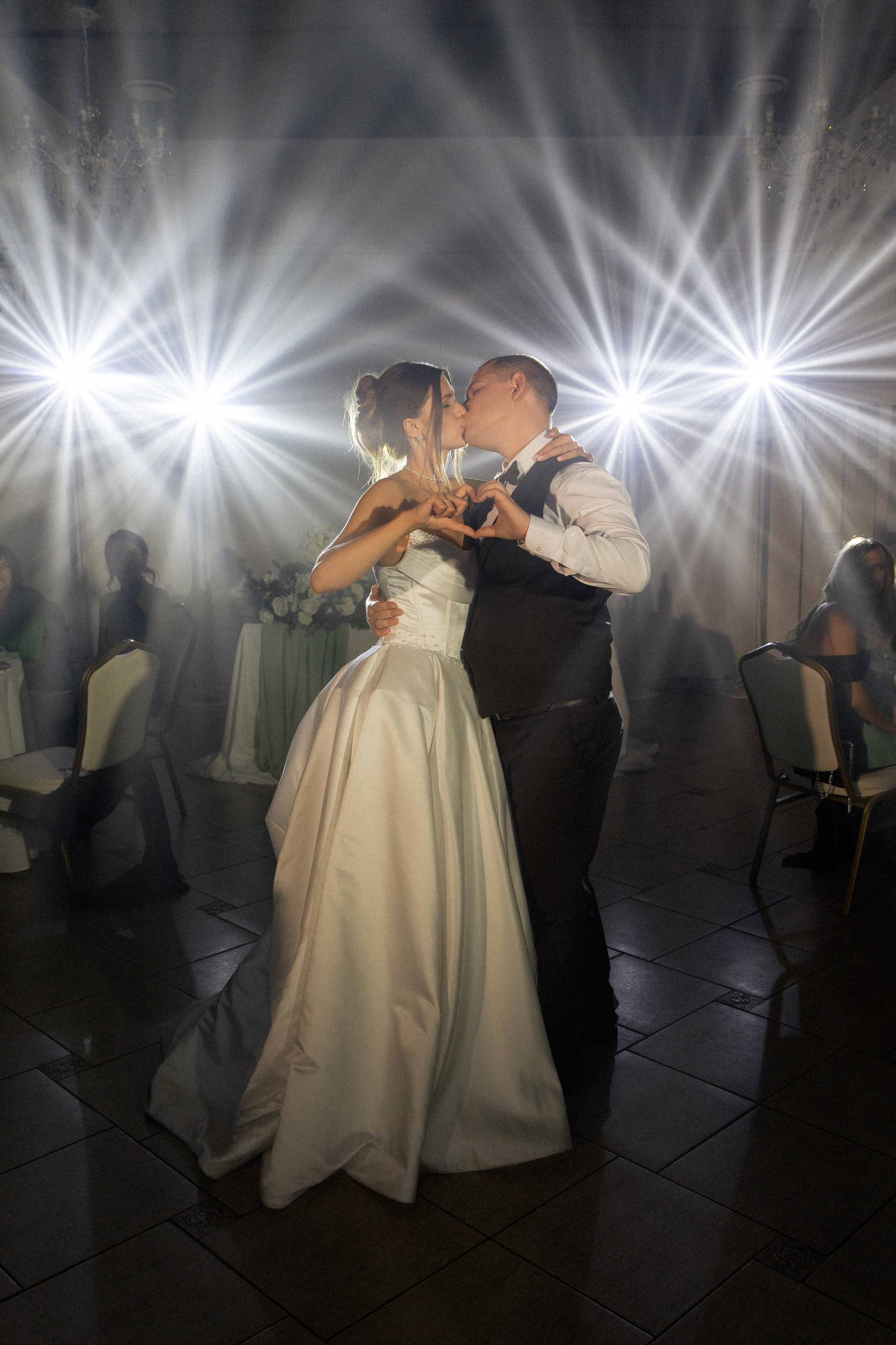 Свадебная фотосессия Анастасии и Игоря в Усадьбе Легенда. Свадебный фотограф в Минске/Беларуси Сергей Спиридонов