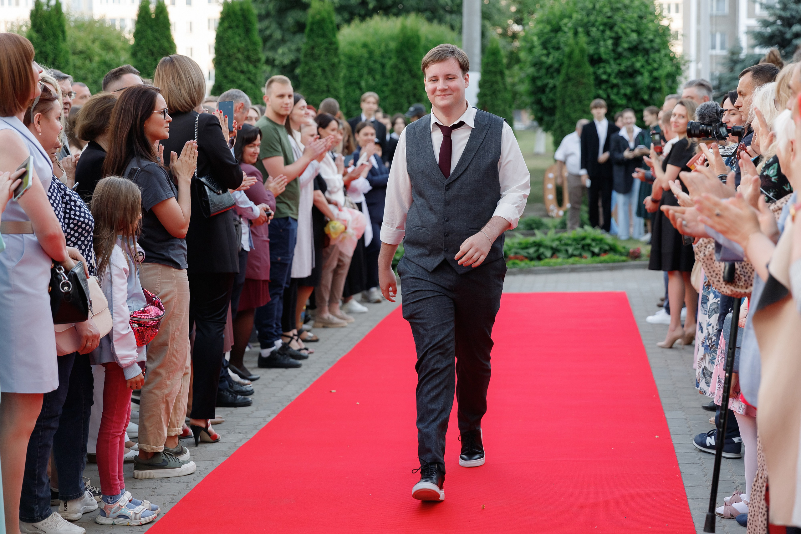 Школьный выпускной 2023 год в Минске. Свадебный фотограф в Минске/Беларуси Сергей Спиридонов