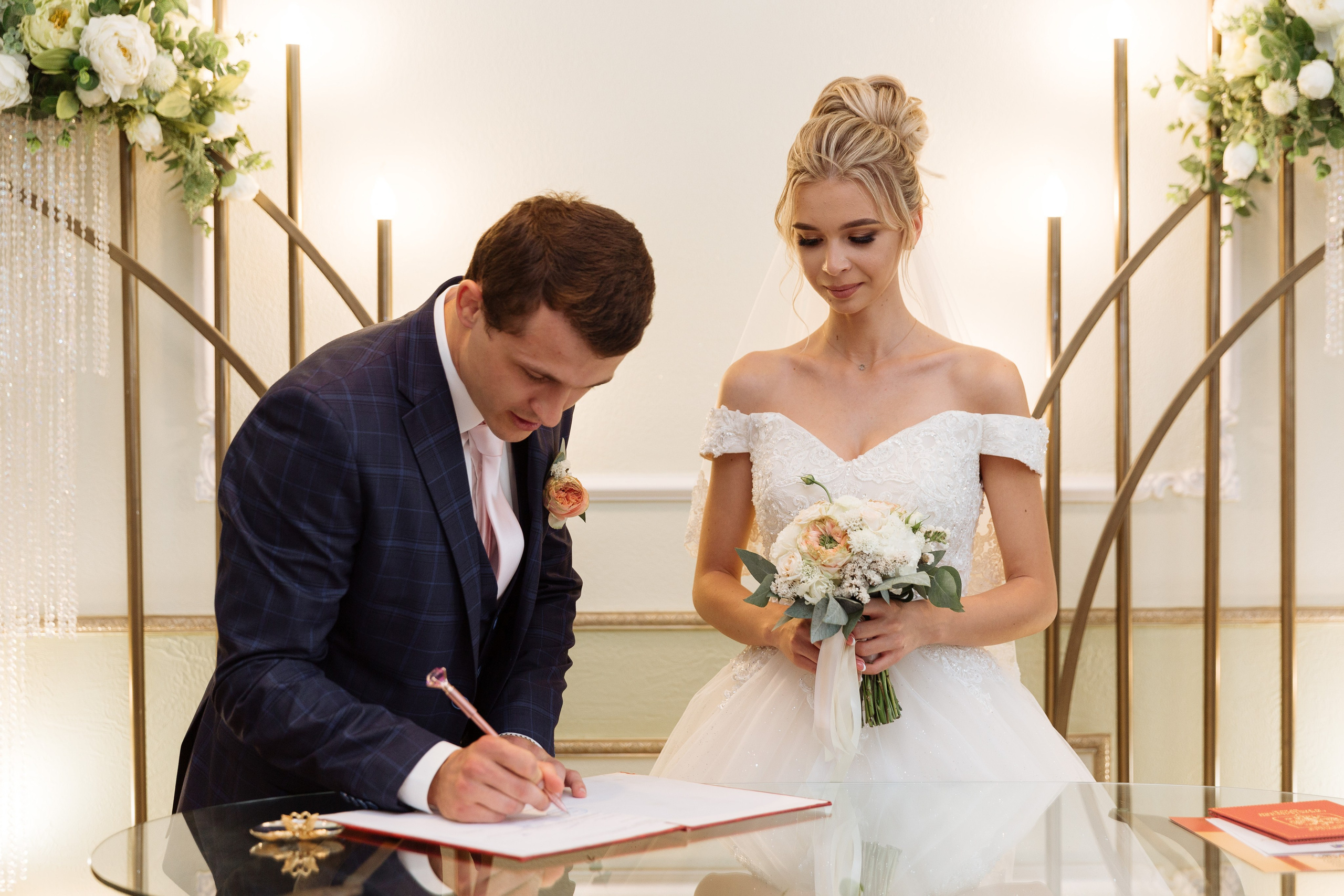 A | A. Свадебный фотограф Ростов-на-Дону Алла Белова