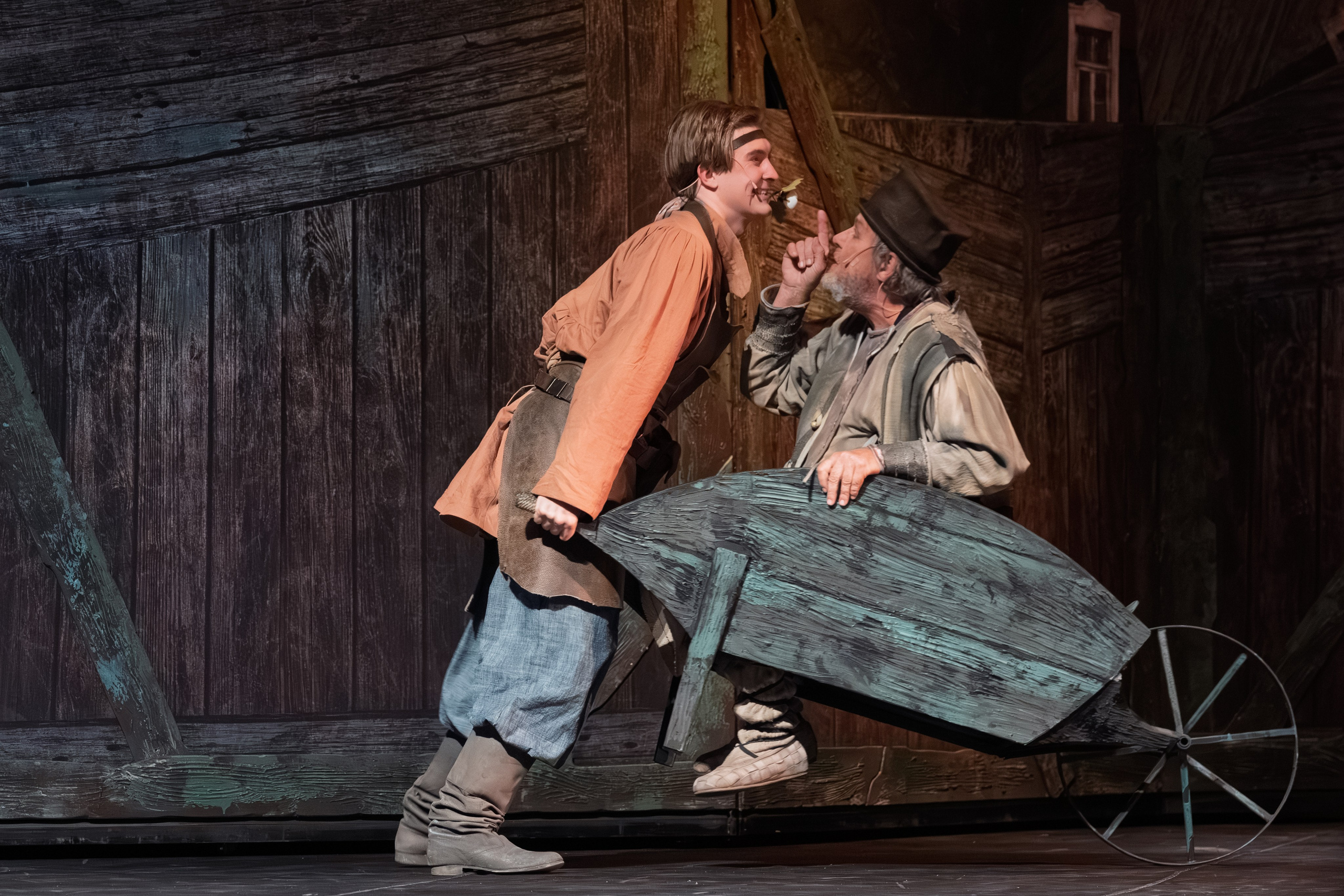 Театр Терезы Дуровой: Малахитовая Шкатулка. Сайт фотографа Сергея Абрамова